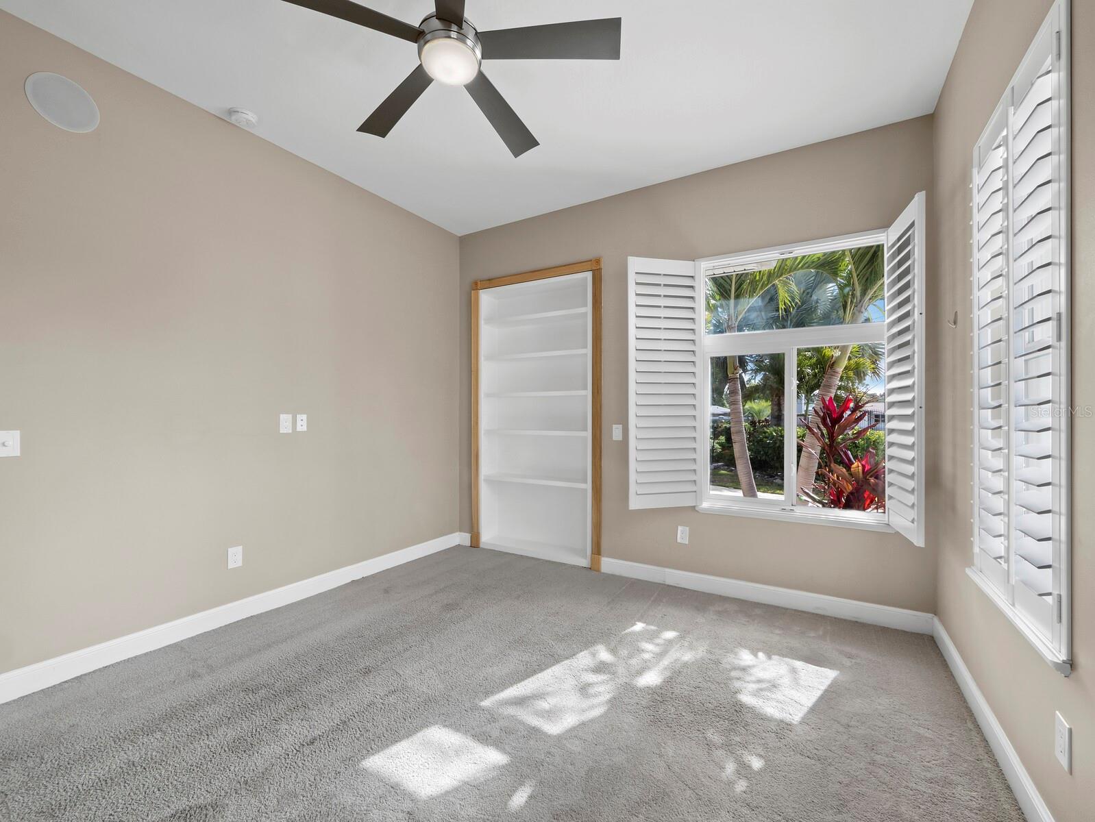 5618 BRITANNIA DR — photo 38