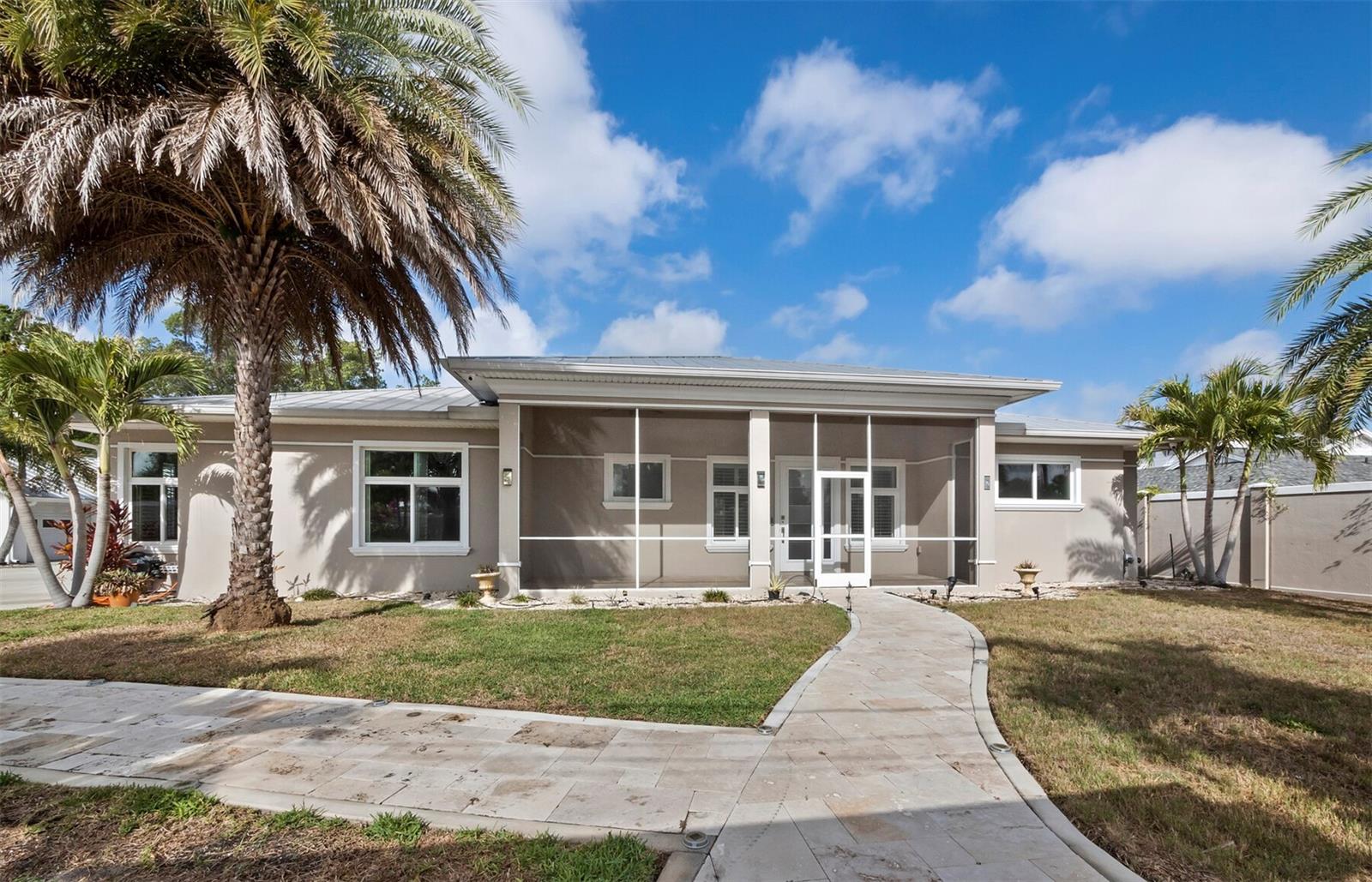 5618 BRITANNIA DR — photo 2