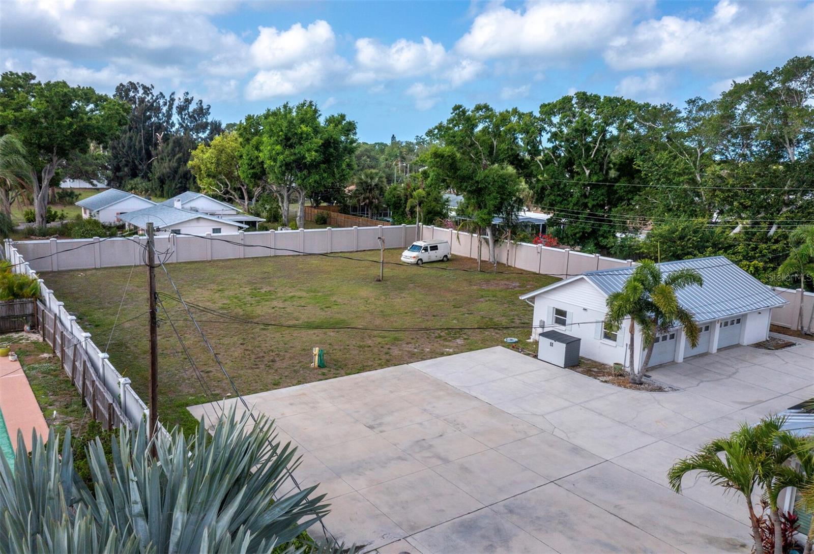 5618 BRITANNIA DR — photo 66