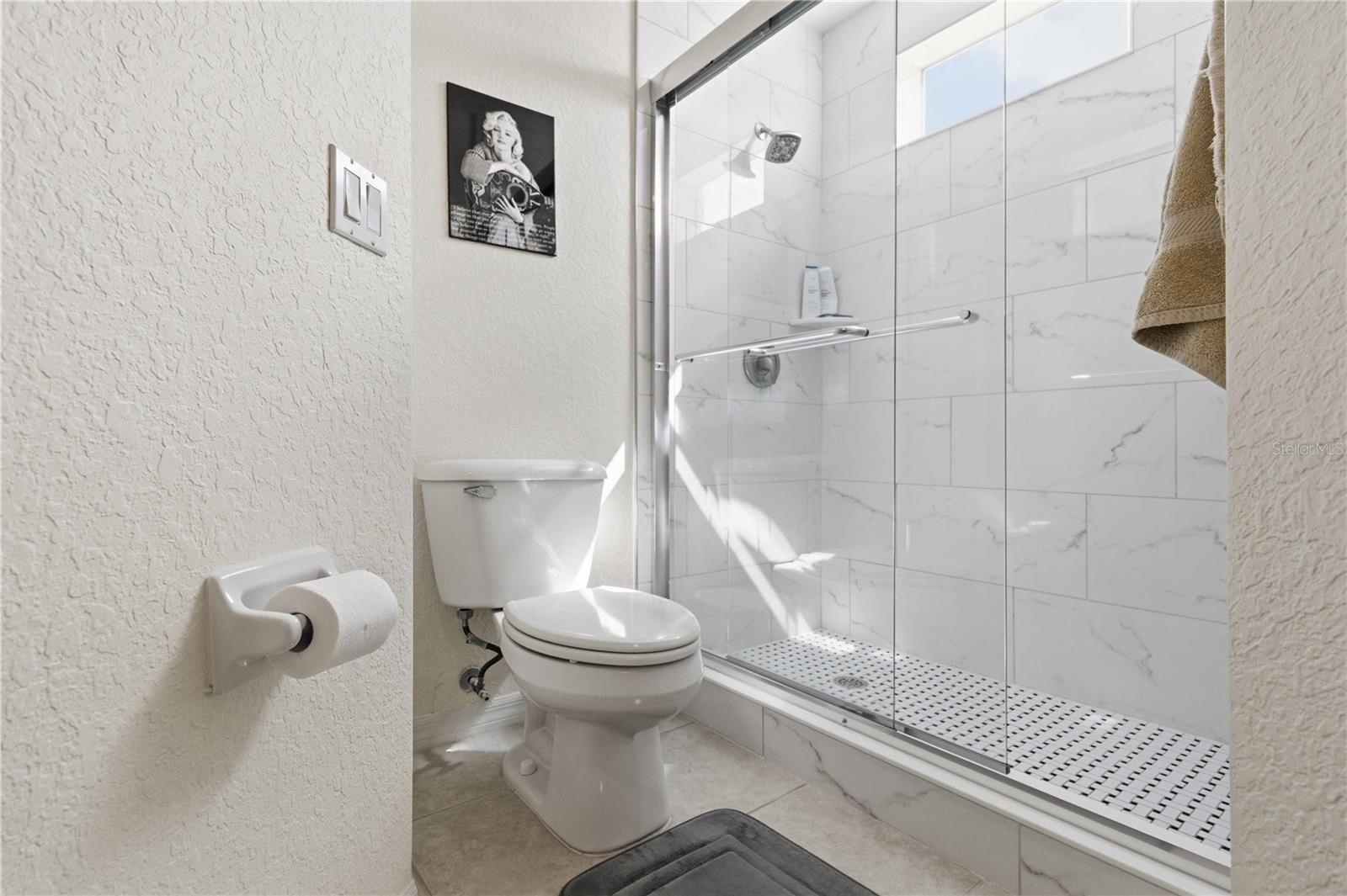 7532 MARSH ORCHID CIR #201 — photo 20