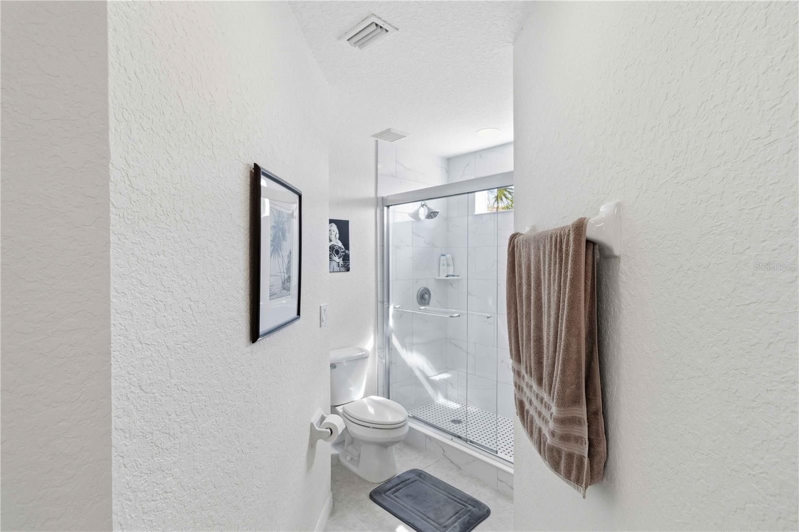7532 MARSH ORCHID CIR #201 — photo 19