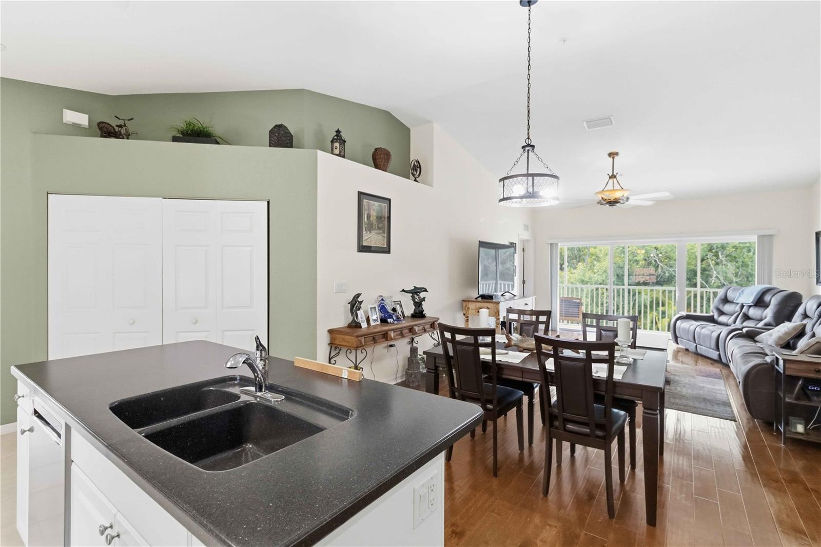 7532 MARSH ORCHID CIR #201 — photo 10