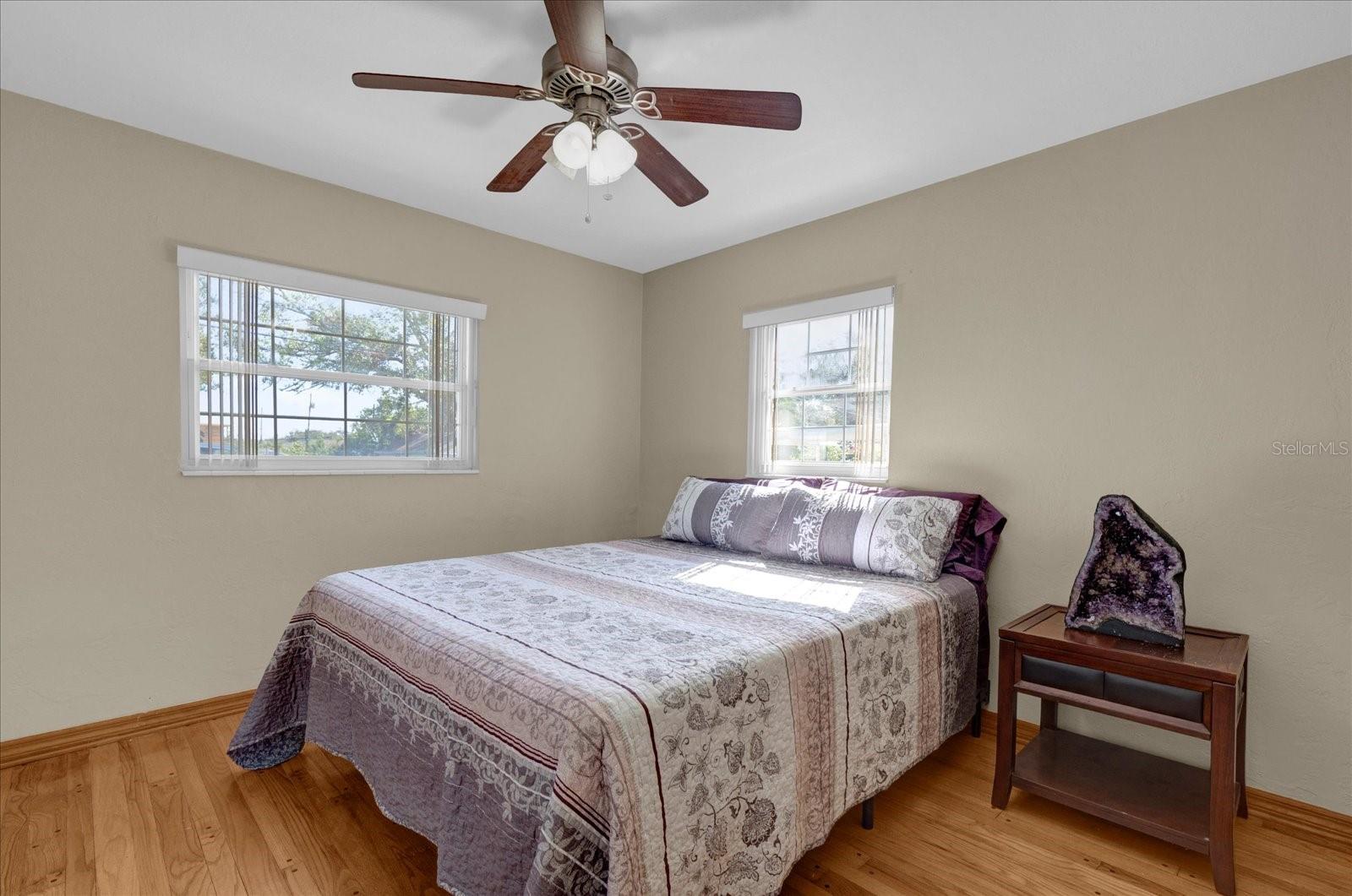 4237 DR MARTIN LUTHER KING JR ST N — photo 10