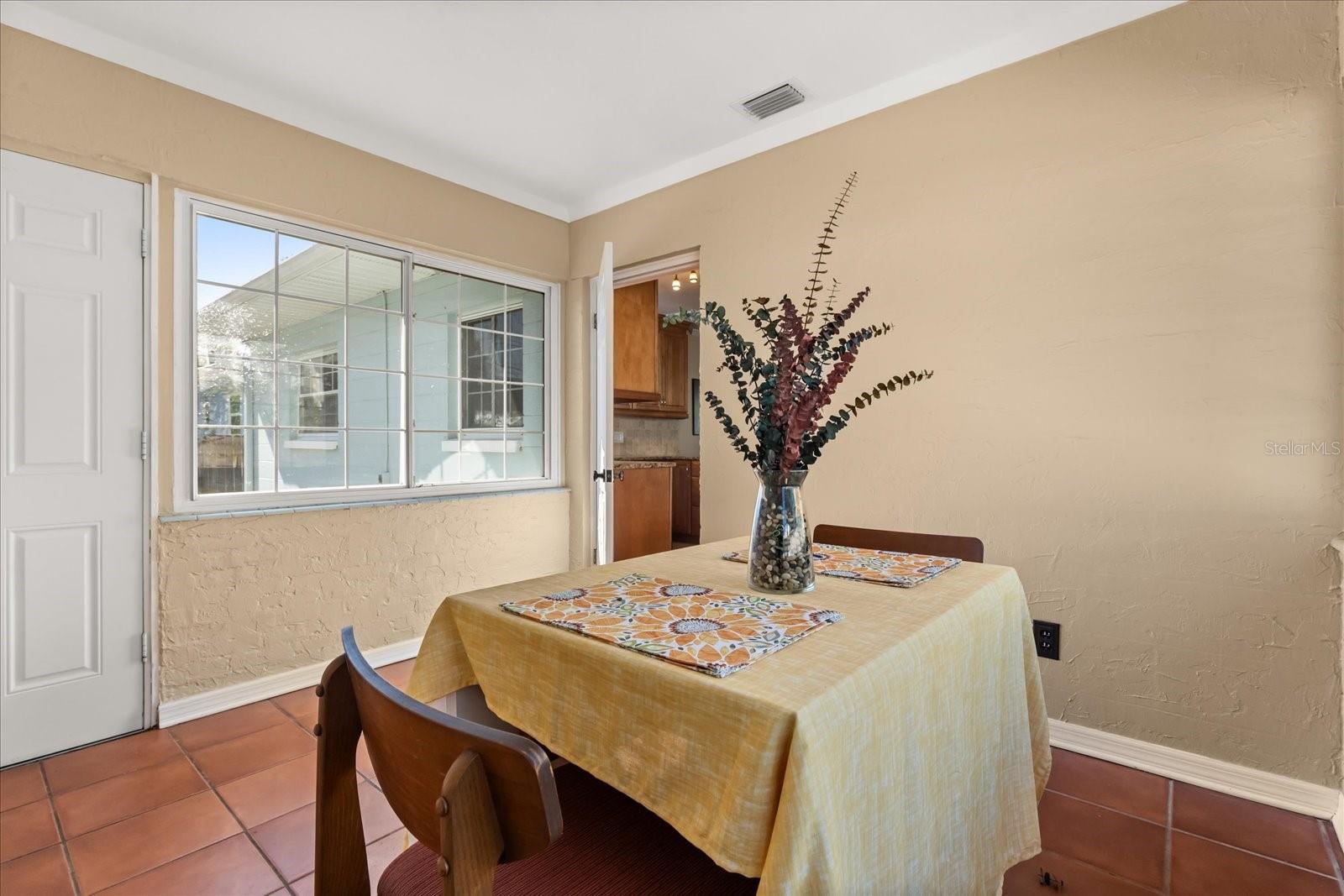 4237 DR MARTIN LUTHER KING JR ST N — photo 15
