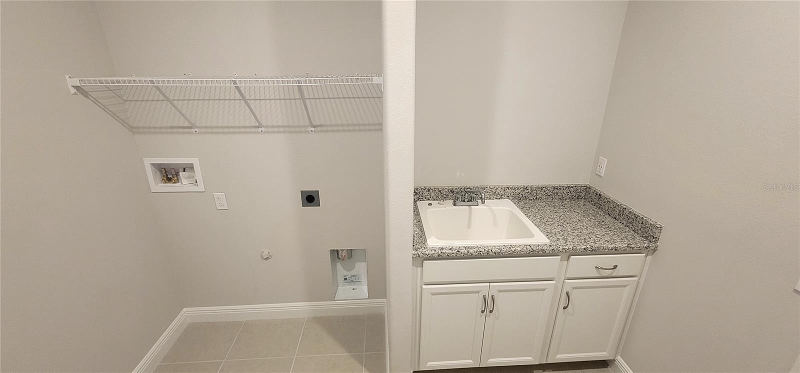 9273 HIGHLAND HILLS DR — photo 7