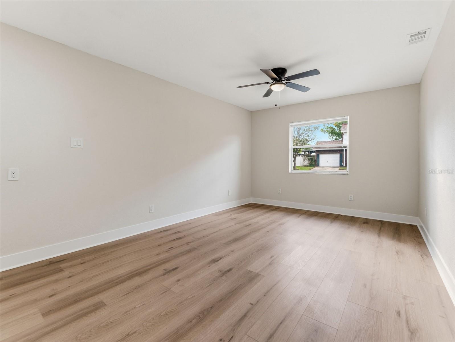 1714 W SAINT ISABEL ST — photo 16