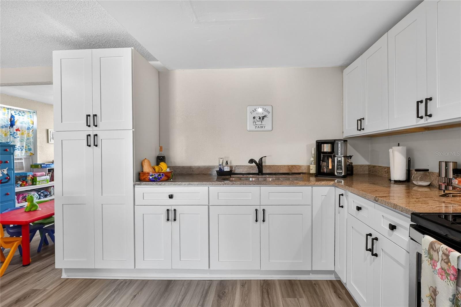 6108 FAIRWAY BLVD — photo 13