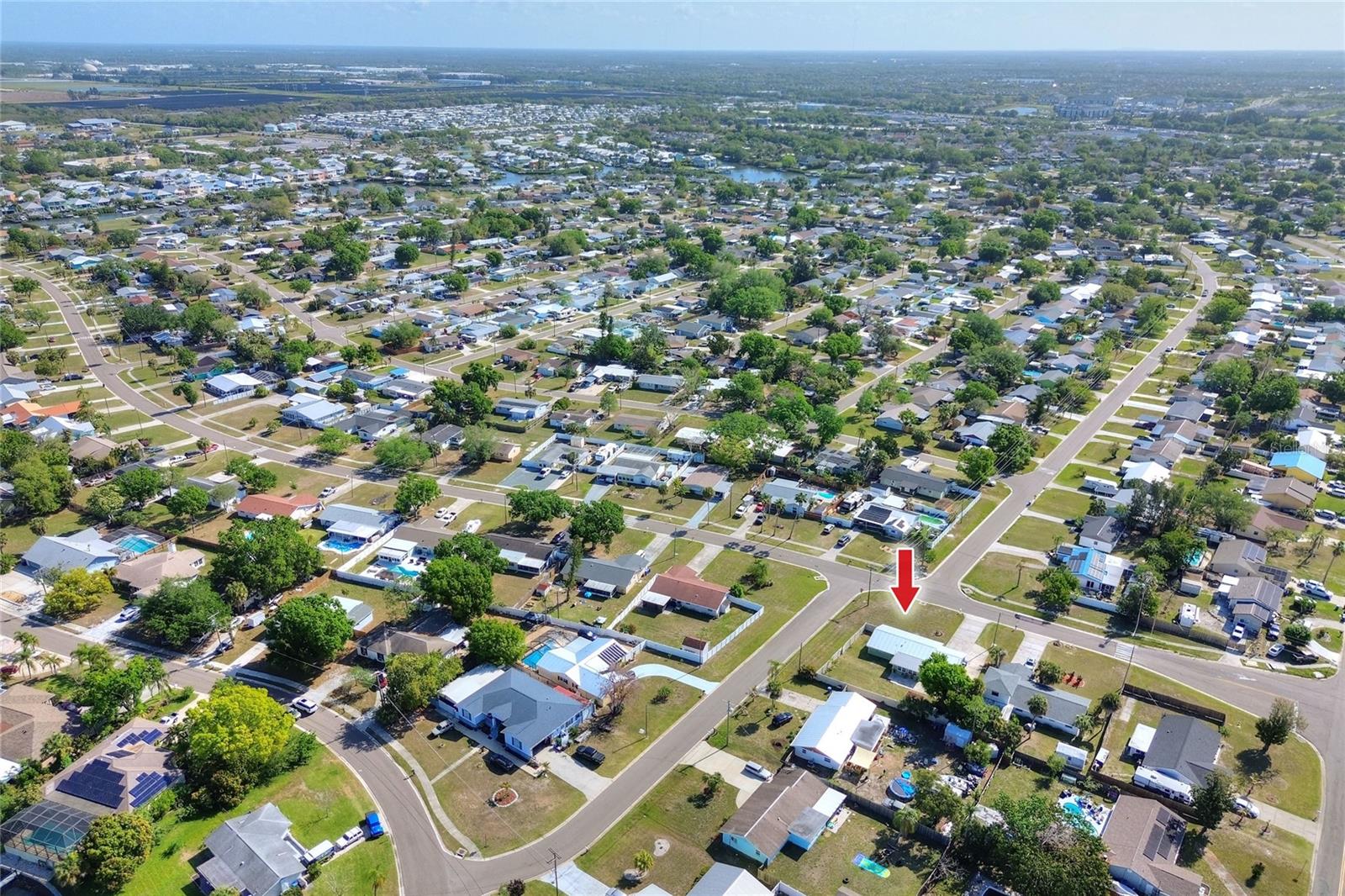 6108 FAIRWAY BLVD — photo 50