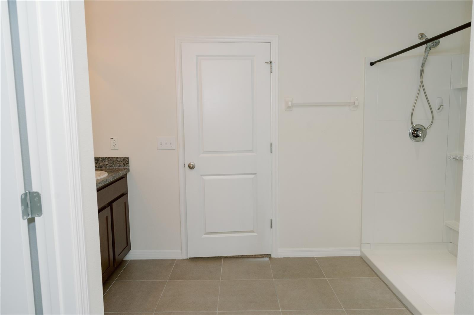 7426 TUSCAN BAY CIR — photo 36