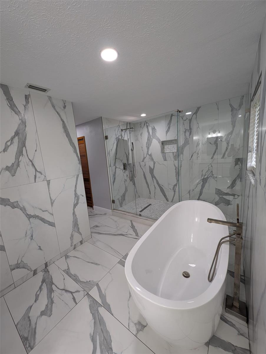 2106 WHITLOCK PL — photo 18