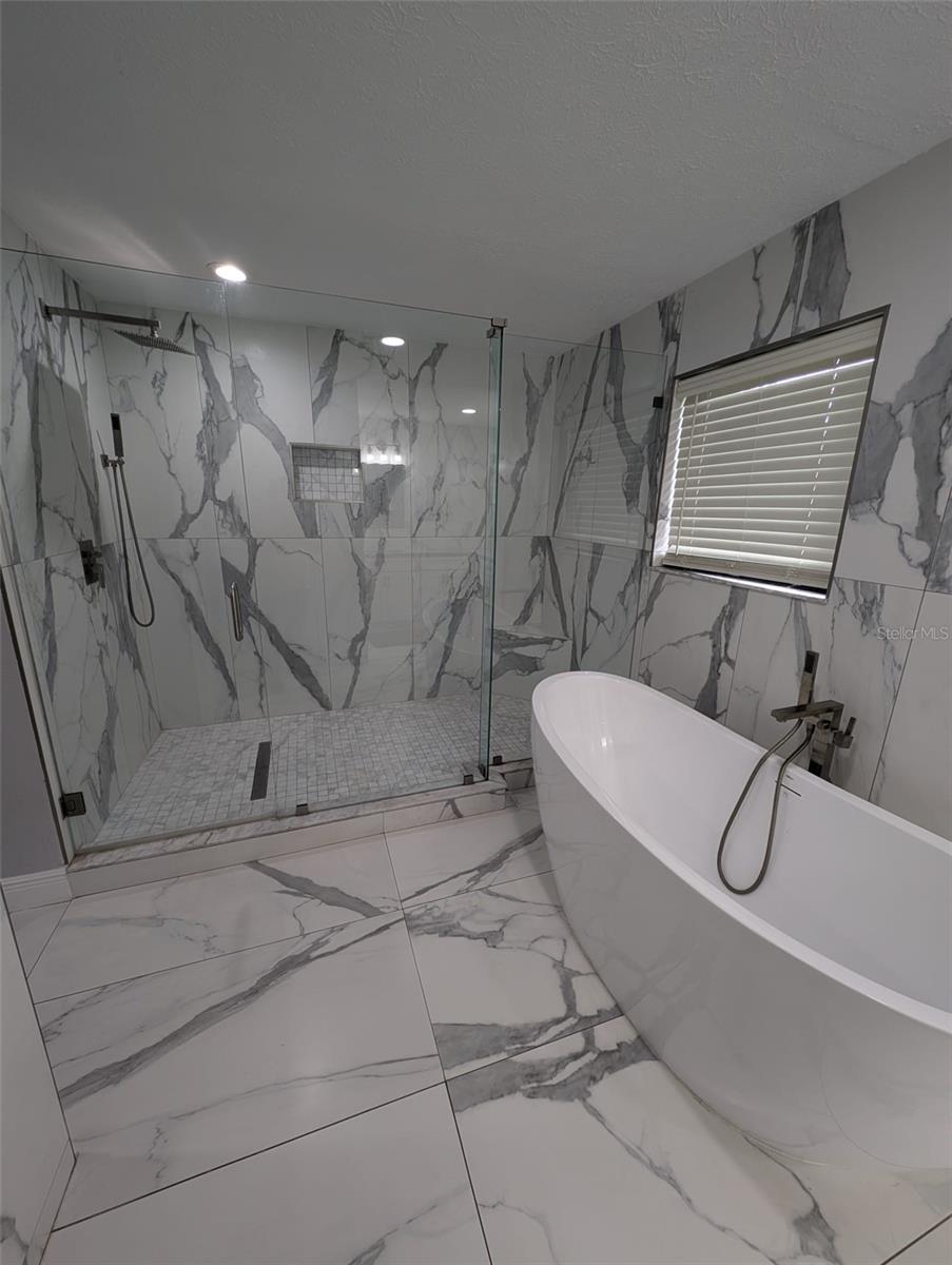 2106 WHITLOCK PL — photo 17