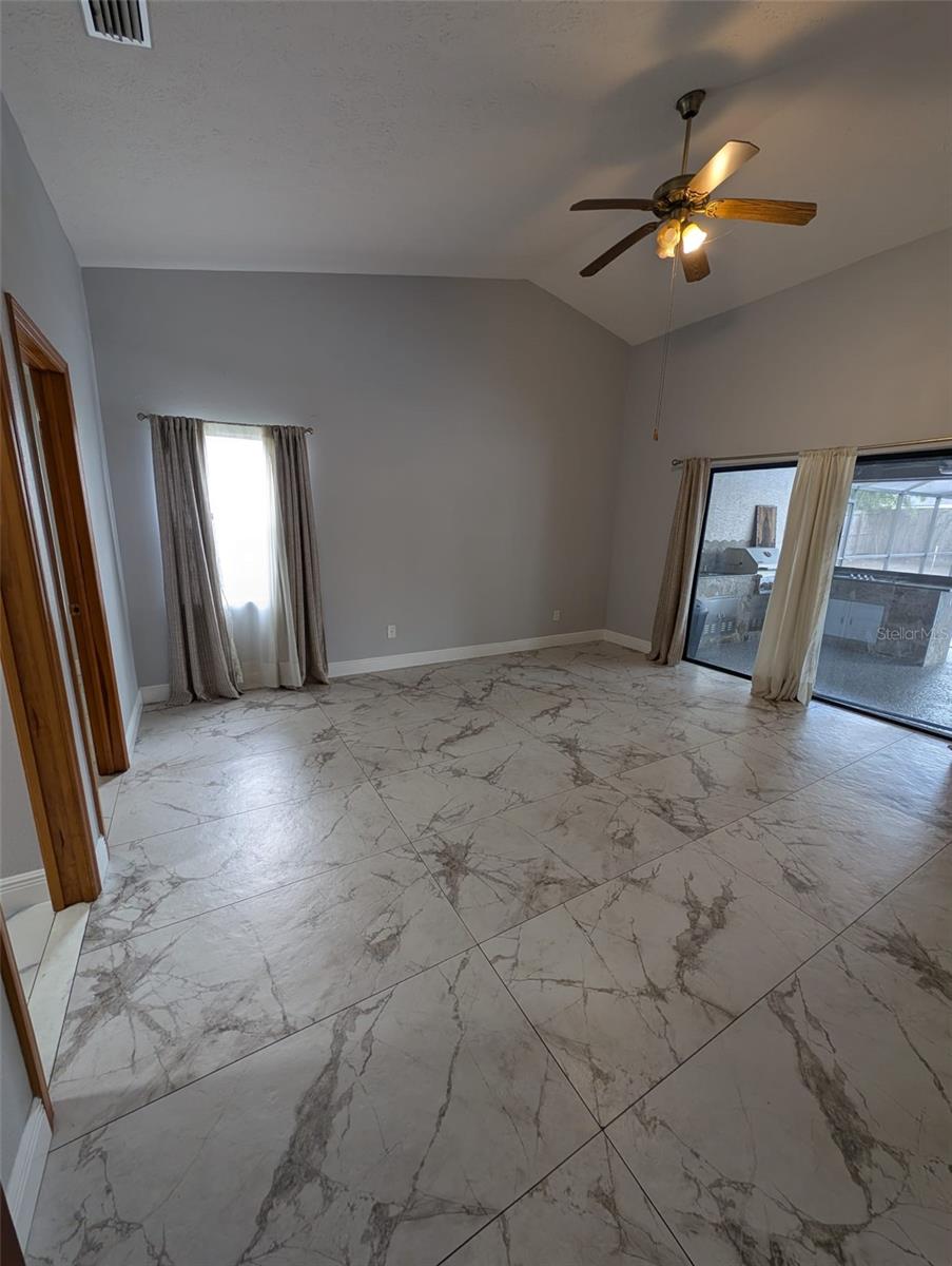 2106 WHITLOCK PL — photo 13