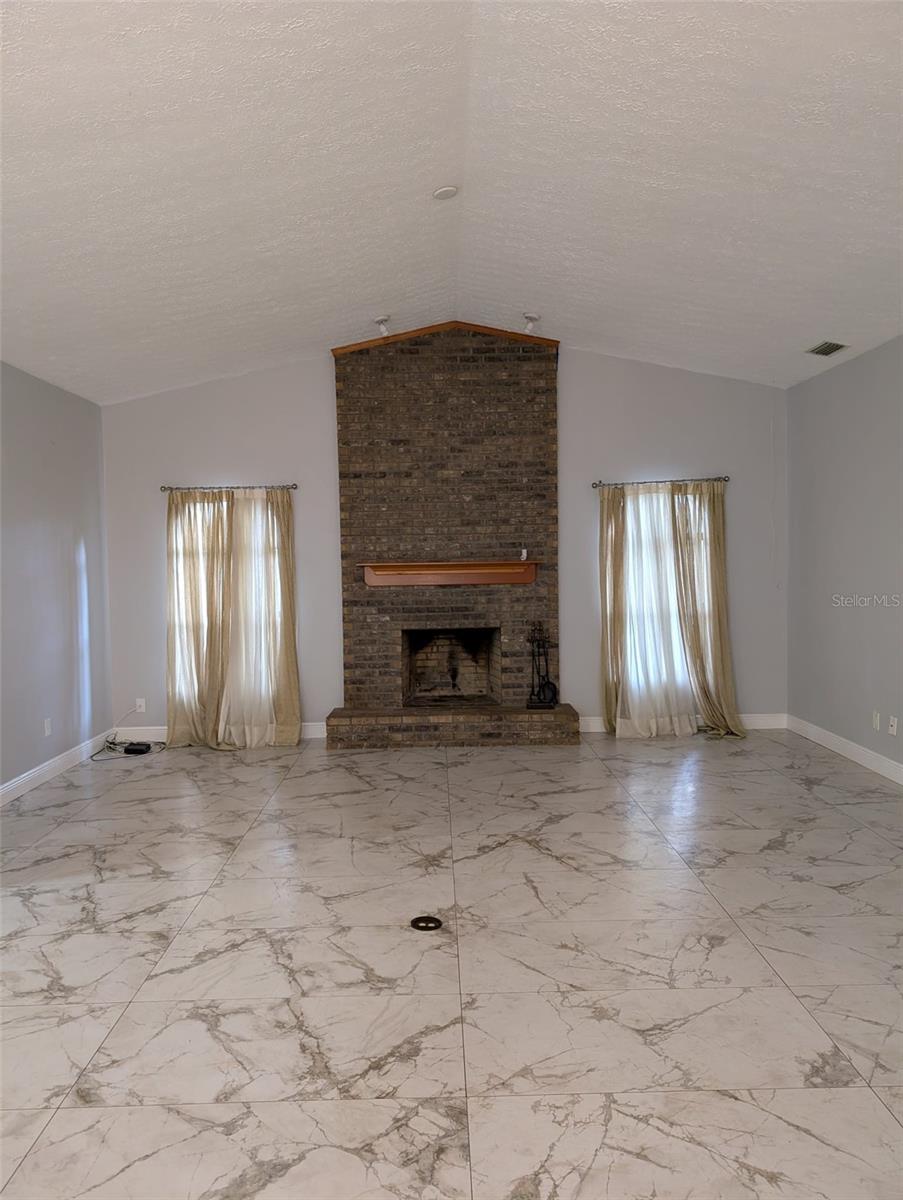 2106 WHITLOCK PL — photo 11