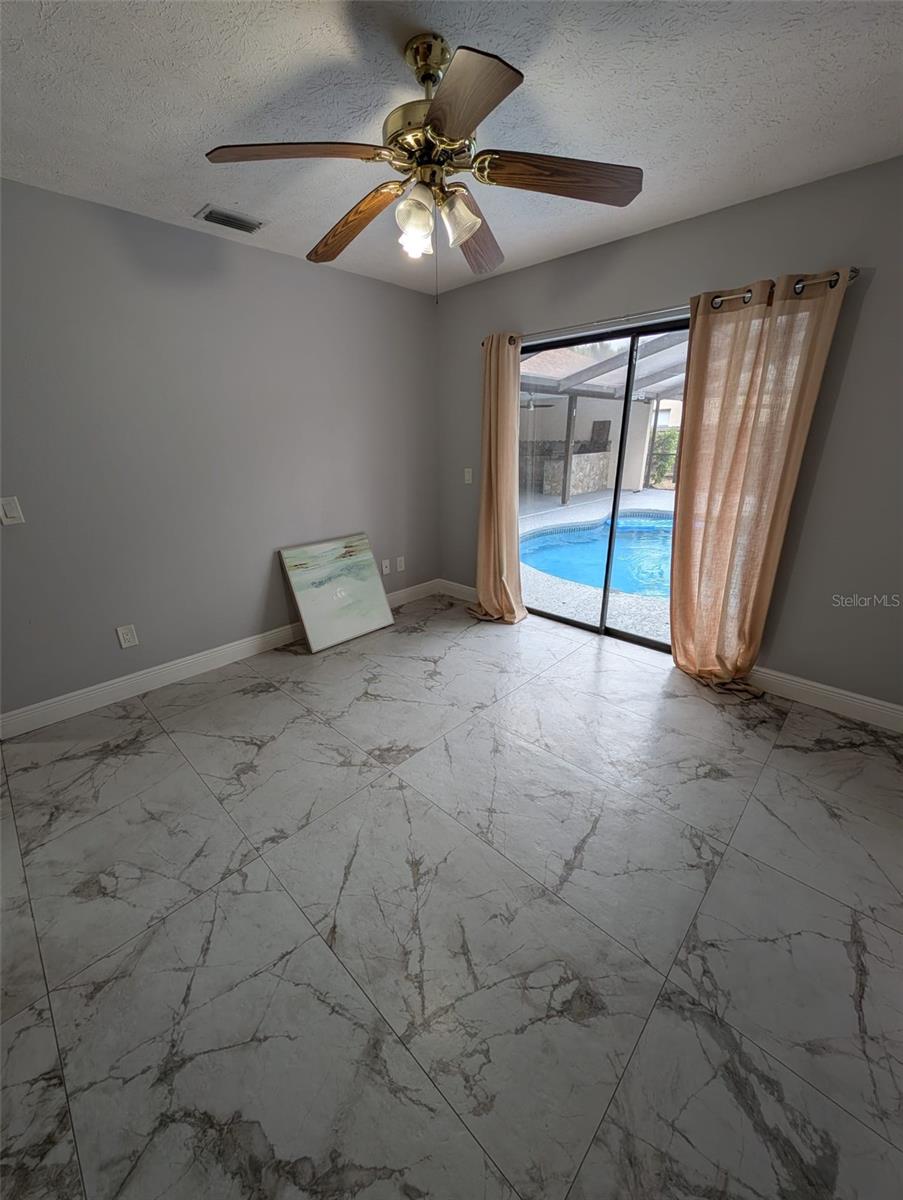 2106 WHITLOCK PL — photo 32