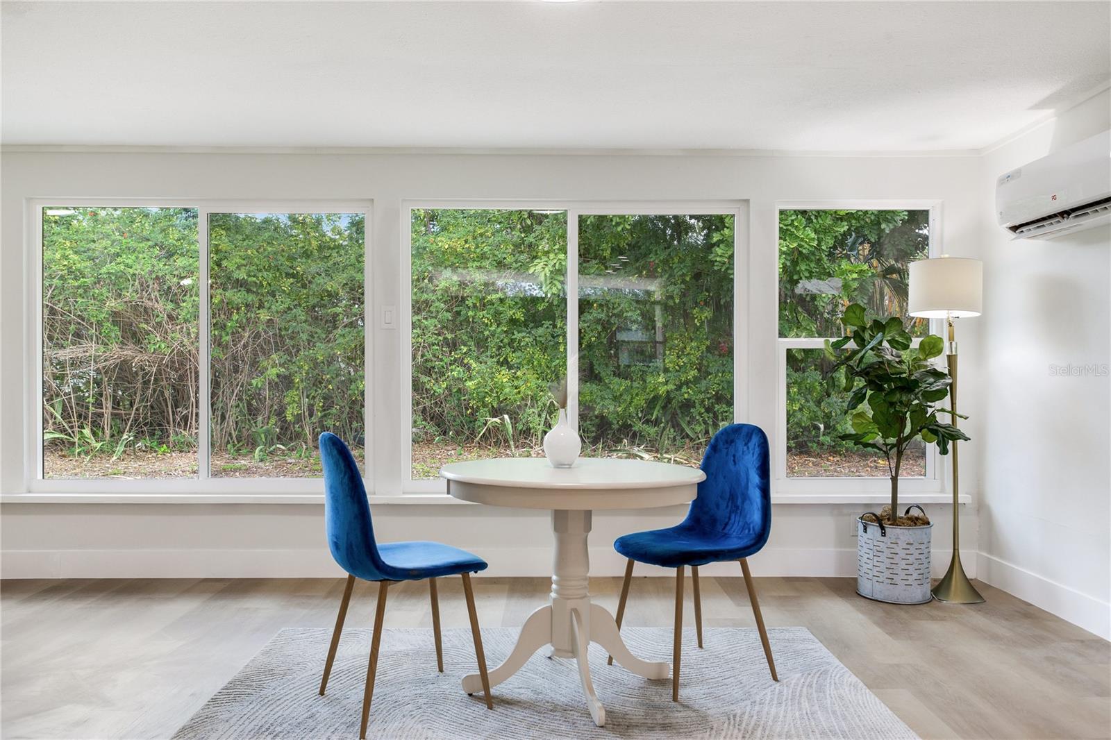 2753 VALENCIA DR — photo 18