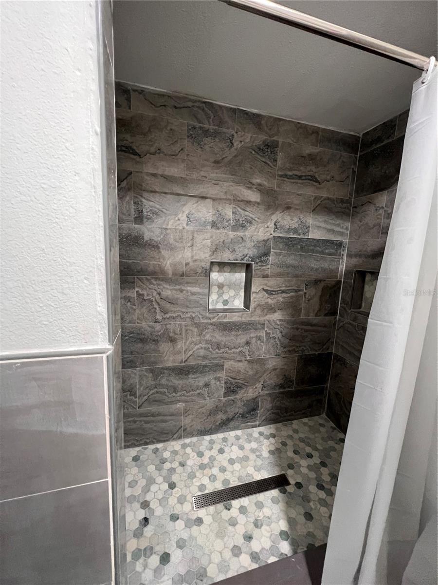 612 S LINCOLN AVE — photo 6