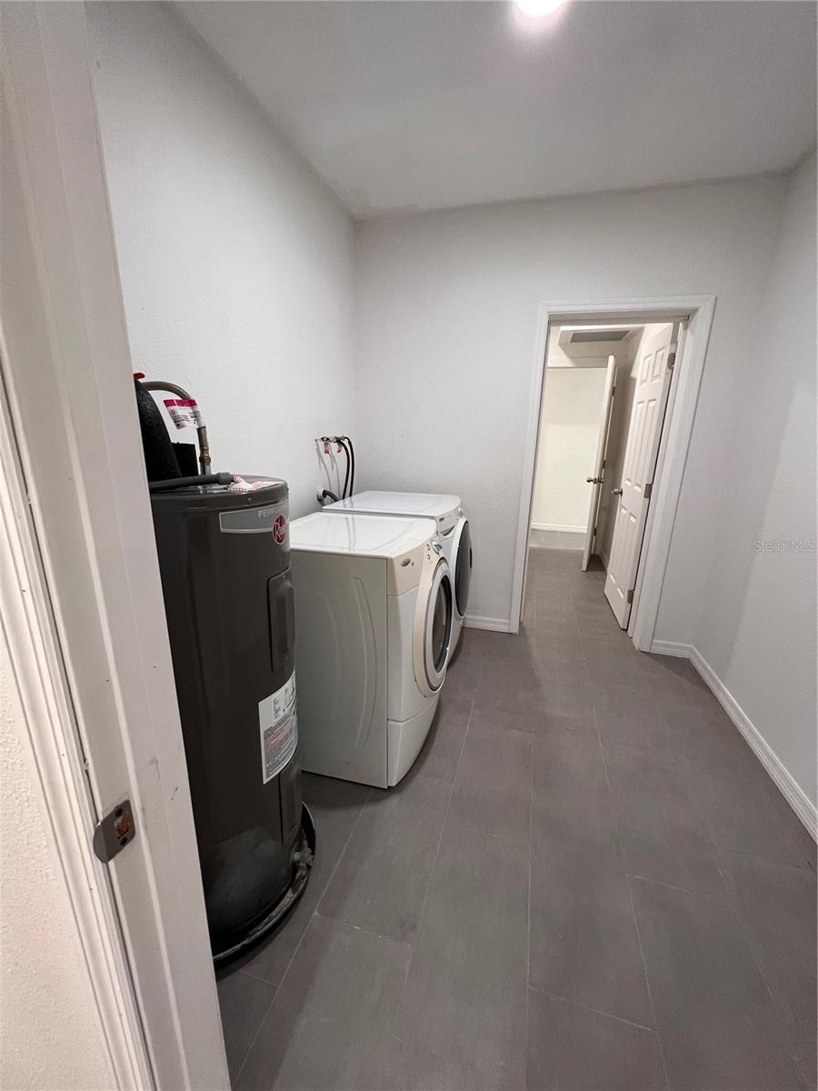 612 S LINCOLN AVE — photo 8