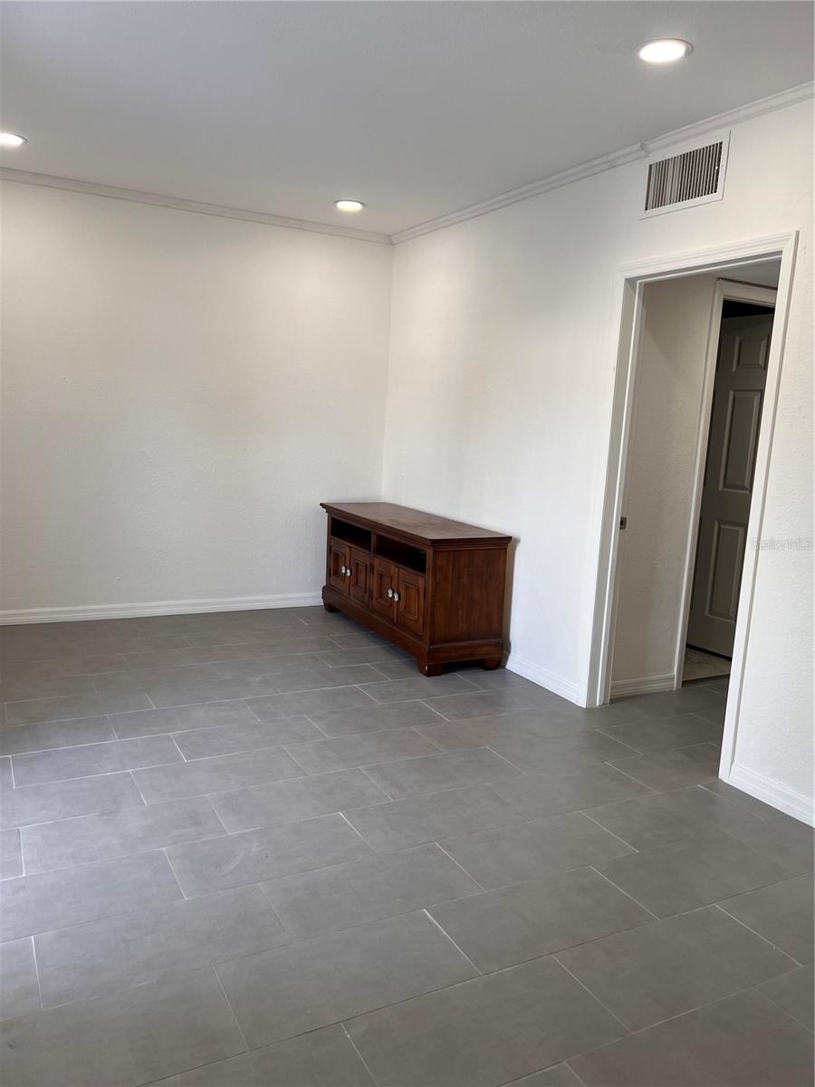 612 S LINCOLN AVE — photo 15
