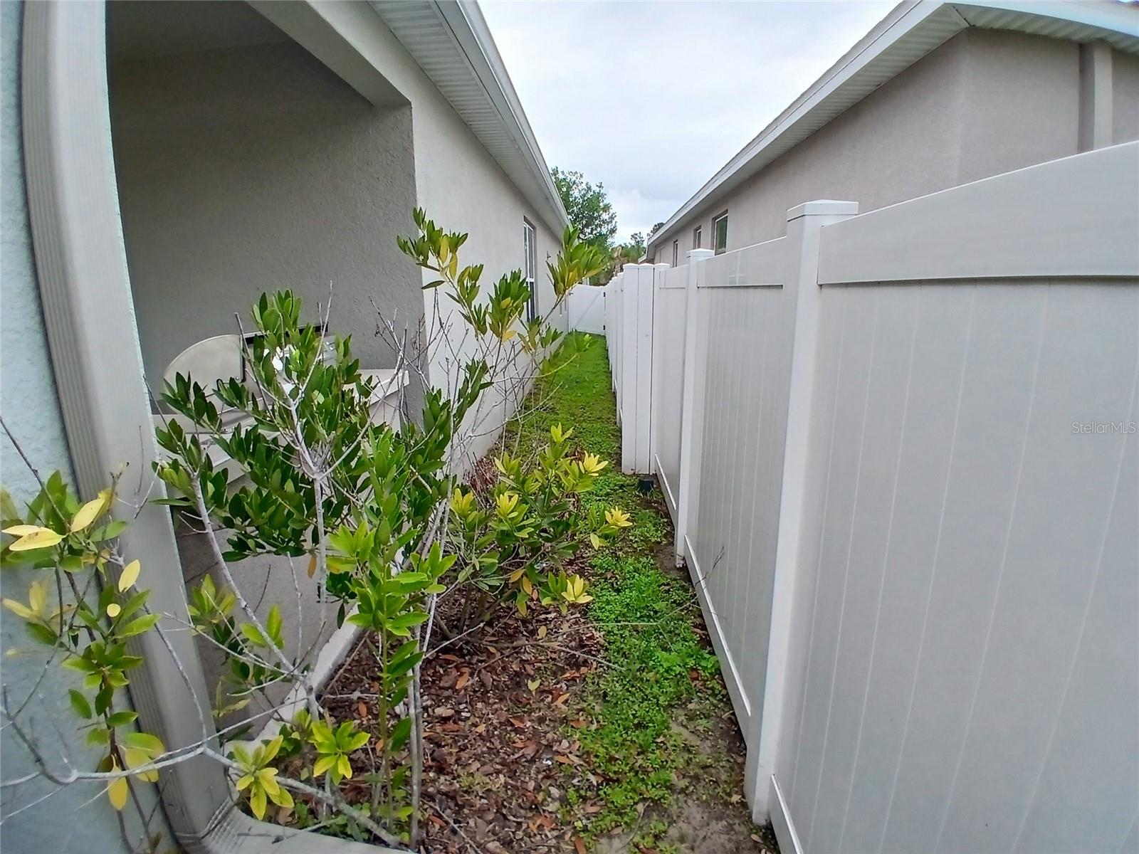 29900 WALSH OAK DR — photo 63
