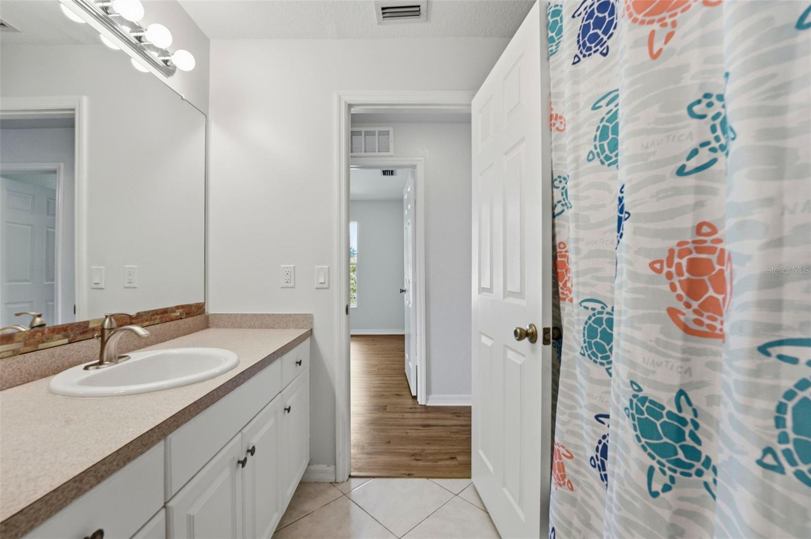 2637 COURTLAND AVE — photo 30