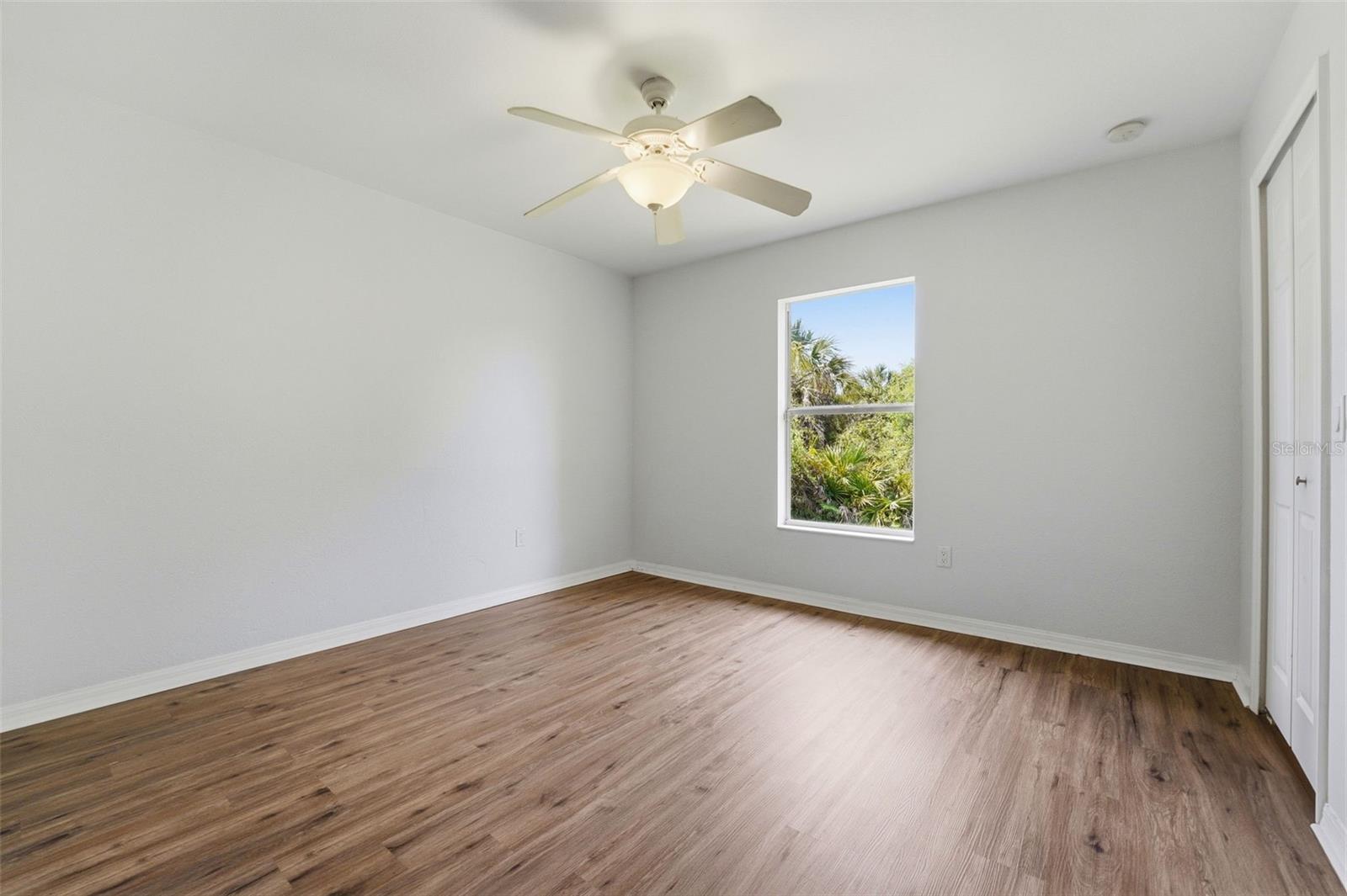 2637 COURTLAND AVE — photo 31