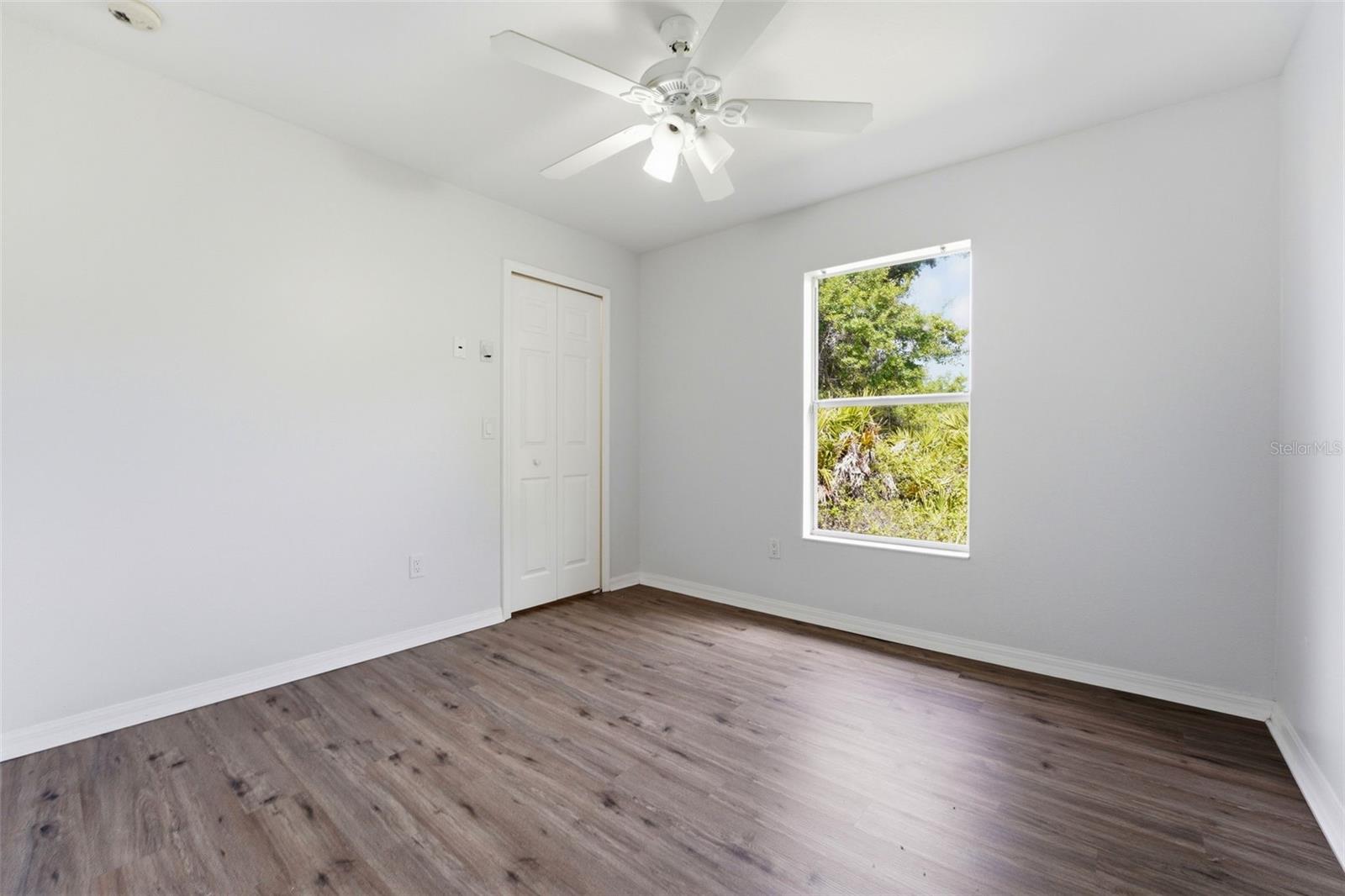 2637 COURTLAND AVE — photo 27
