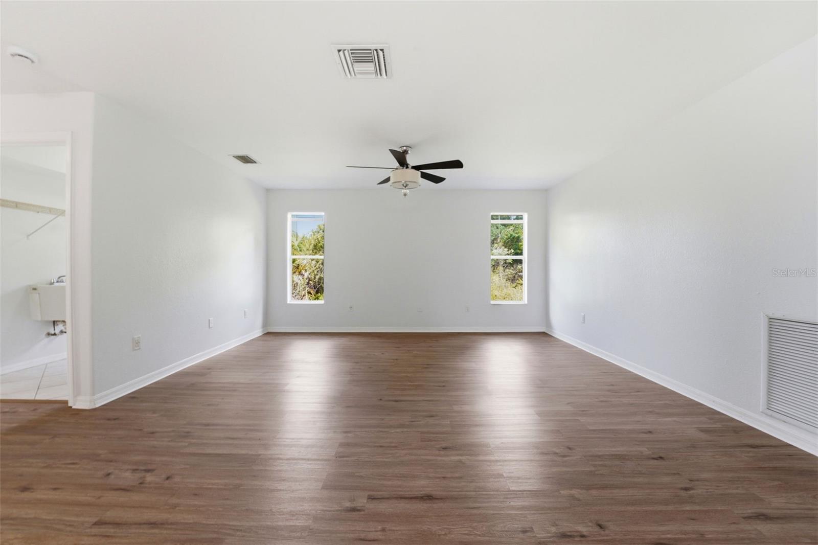 2637 COURTLAND AVE — photo 15