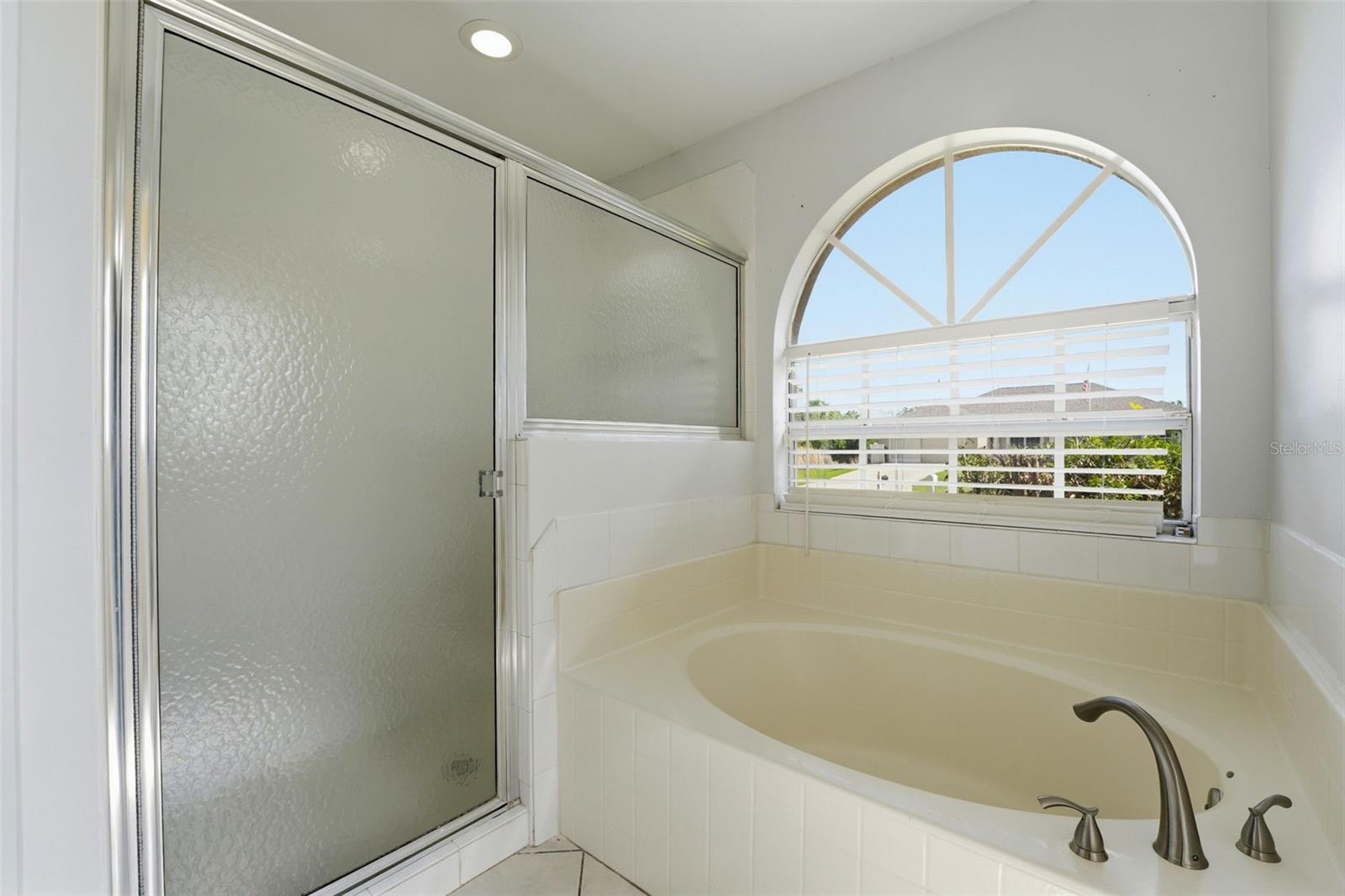 2637 COURTLAND AVE — photo 22