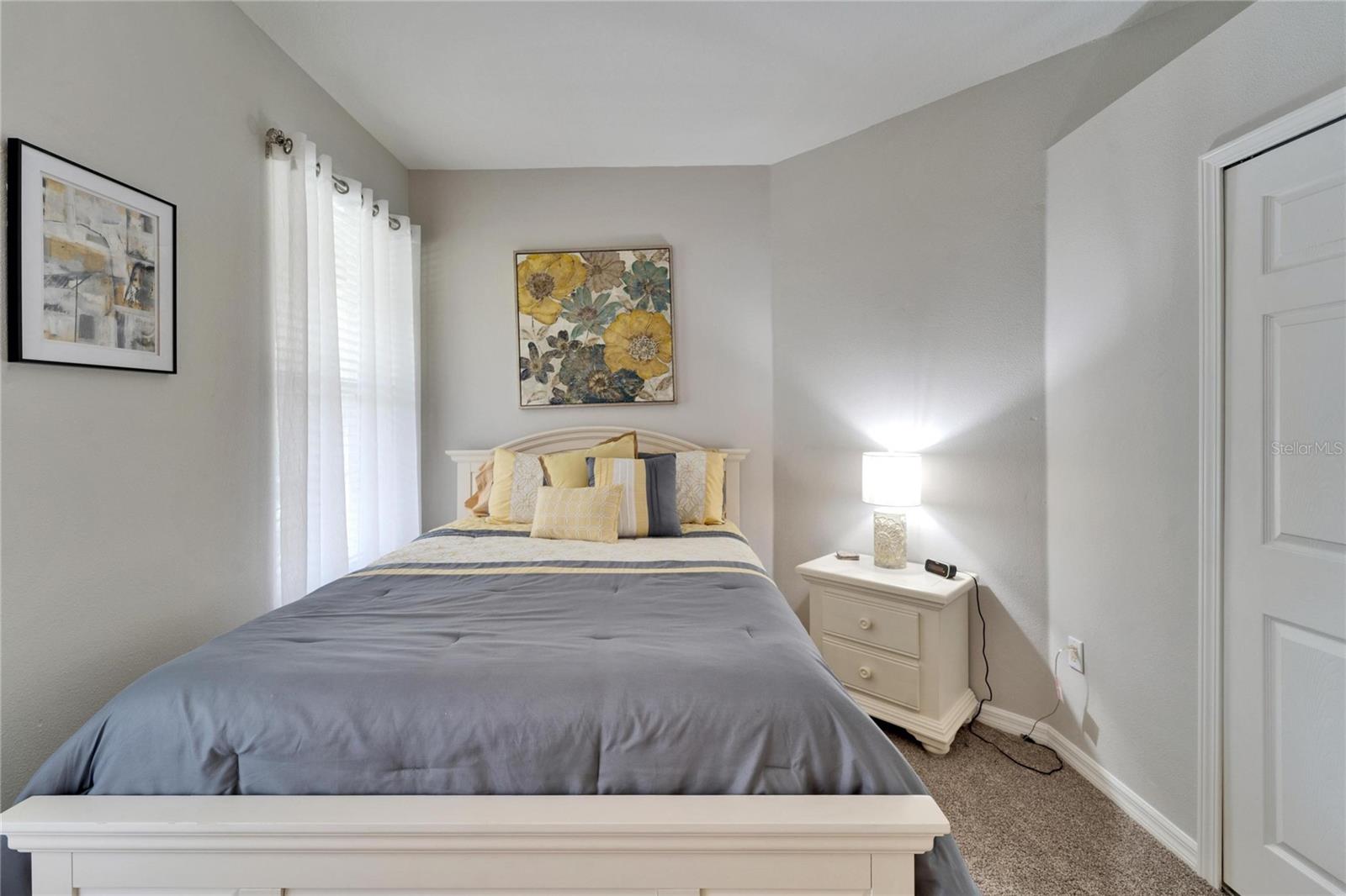 221 SELA COVE CIR — photo 33