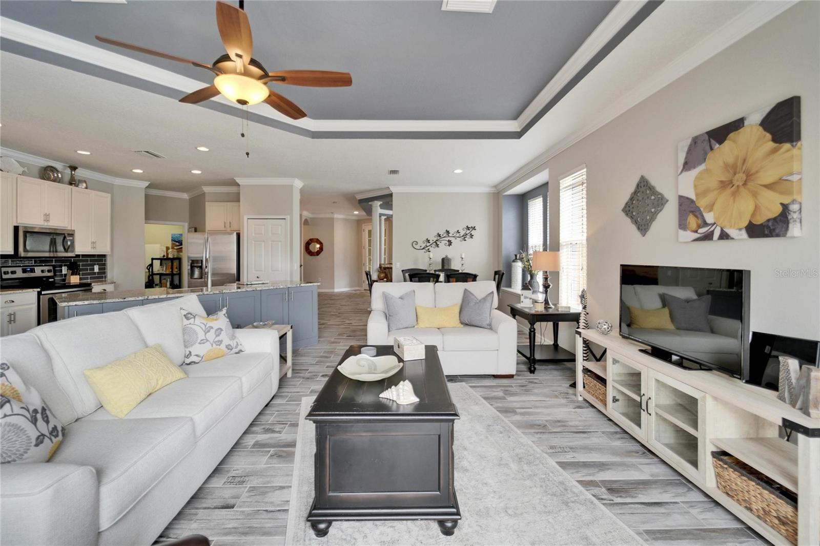 221 SELA COVE CIR — photo 10