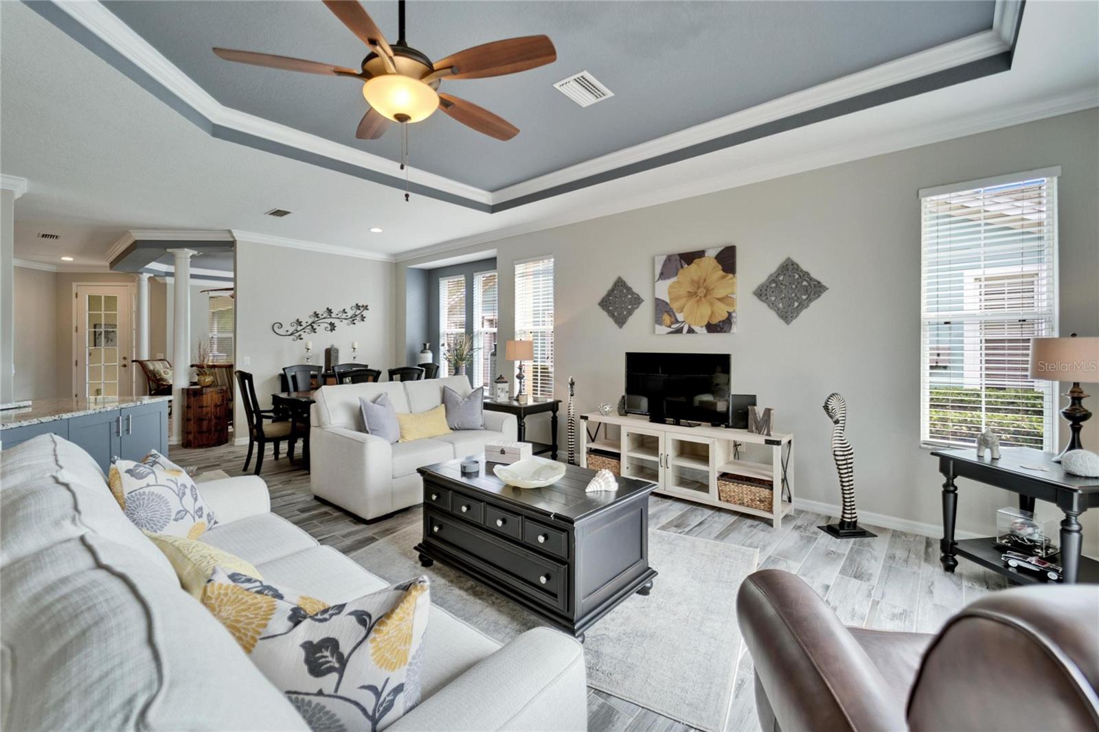 221 SELA COVE CIR — photo 9
