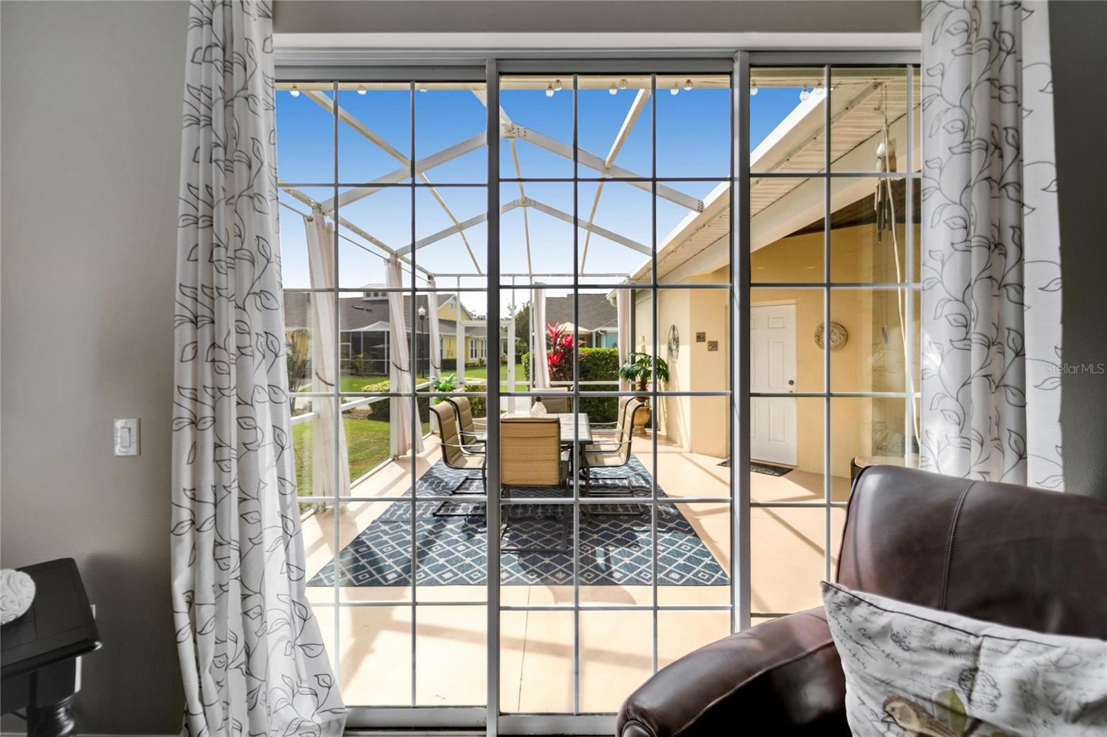 221 SELA COVE CIR — photo 18