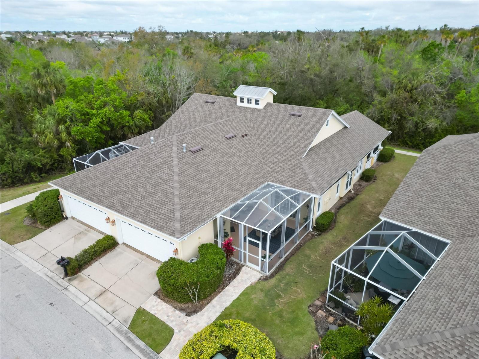 221 SELA COVE CIR — photo 40