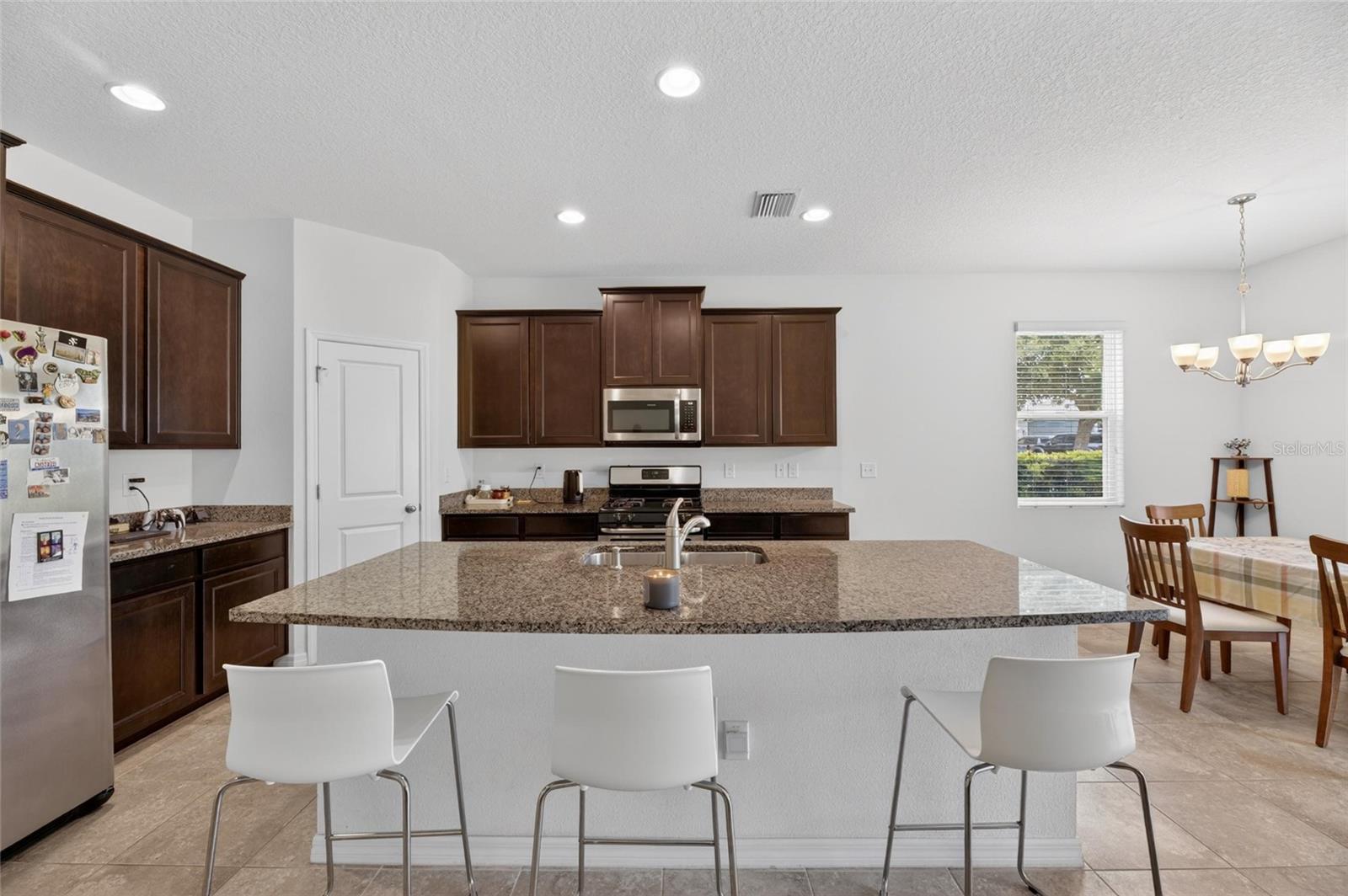 6309 SHADOWLAKE DR — photo 12