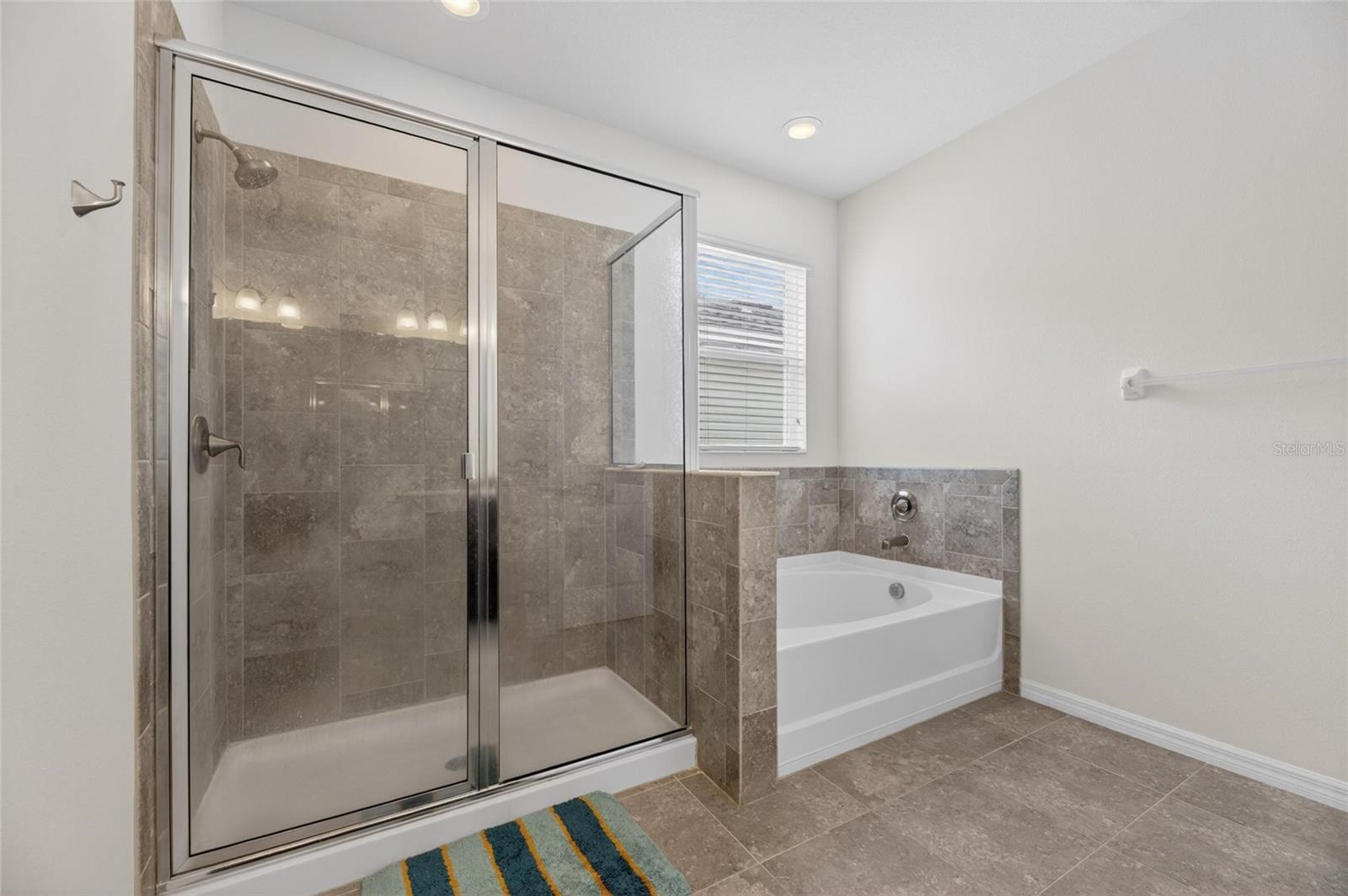 6309 SHADOWLAKE DR — photo 21