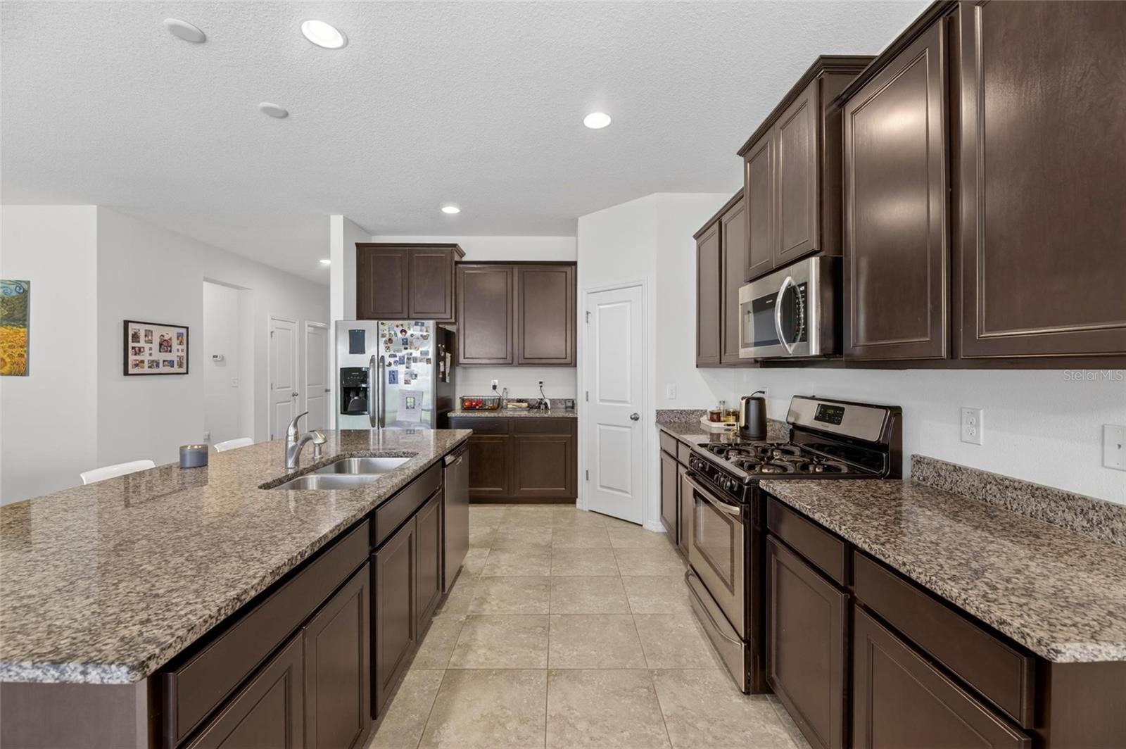 6309 SHADOWLAKE DR — photo 14