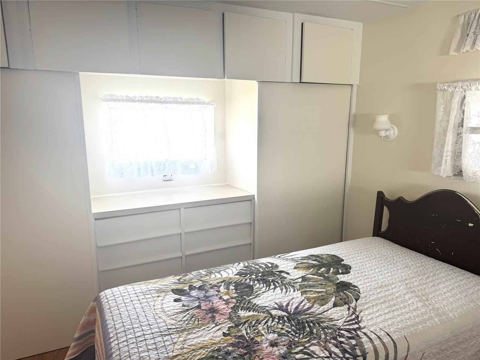 254 SOUTHWINDS DR — photo 13