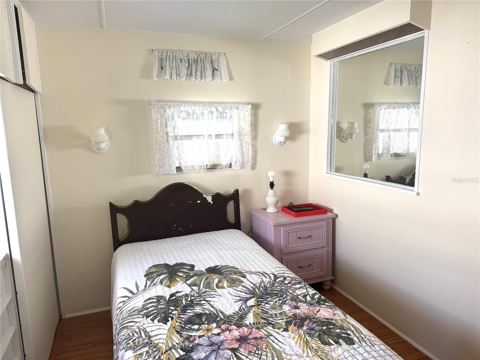 254 SOUTHWINDS DR — photo 14