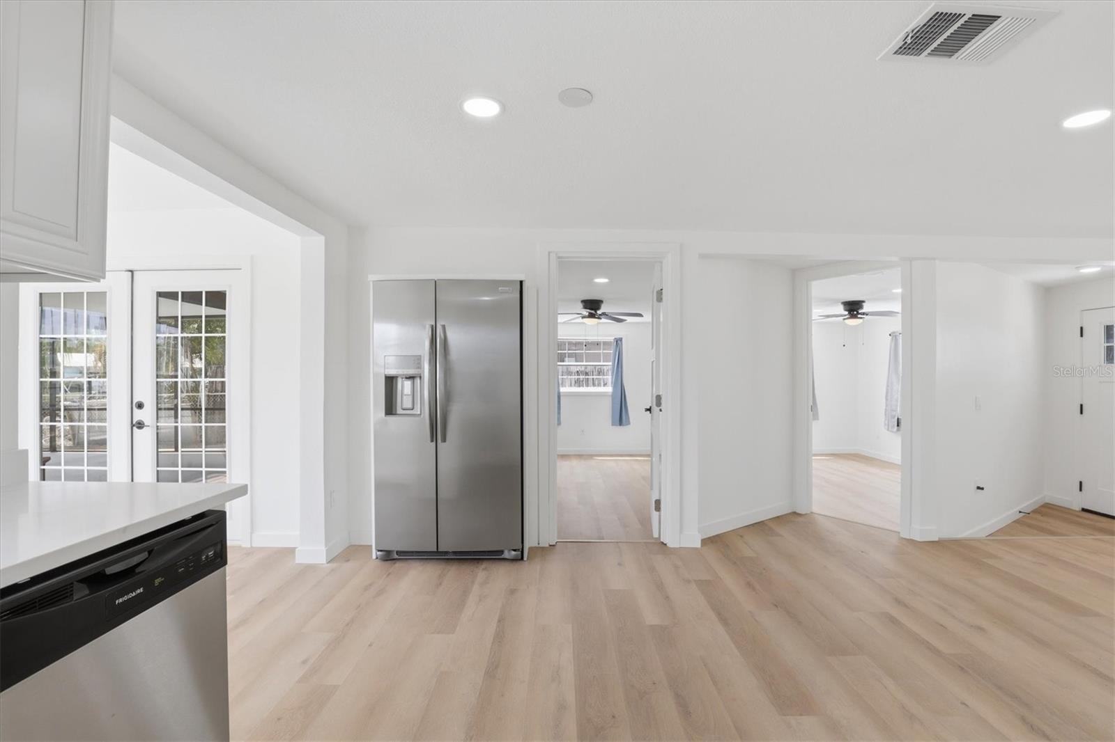 7114 FAIR LN — photo 24
