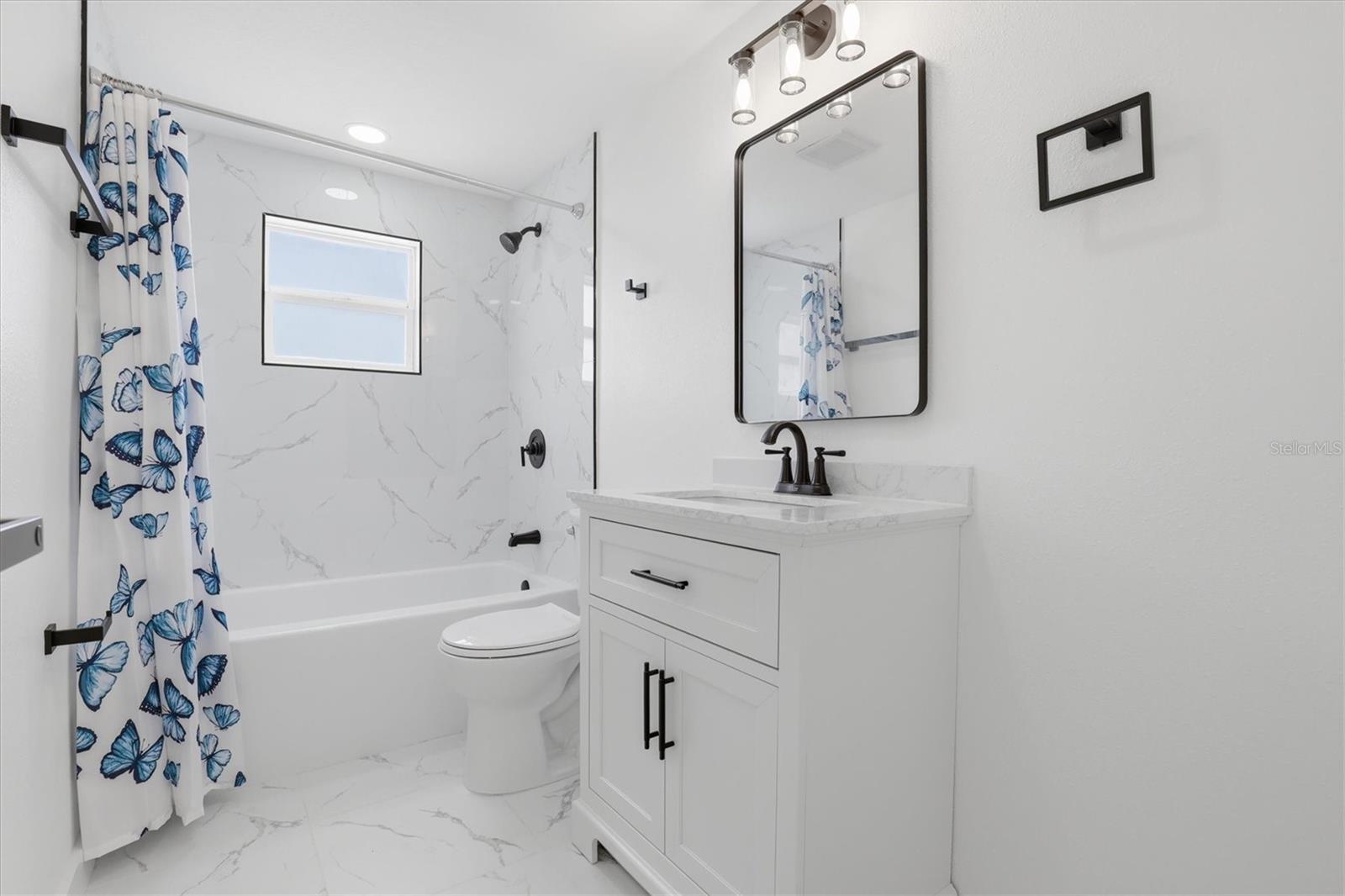 7114 FAIR LN — photo 40