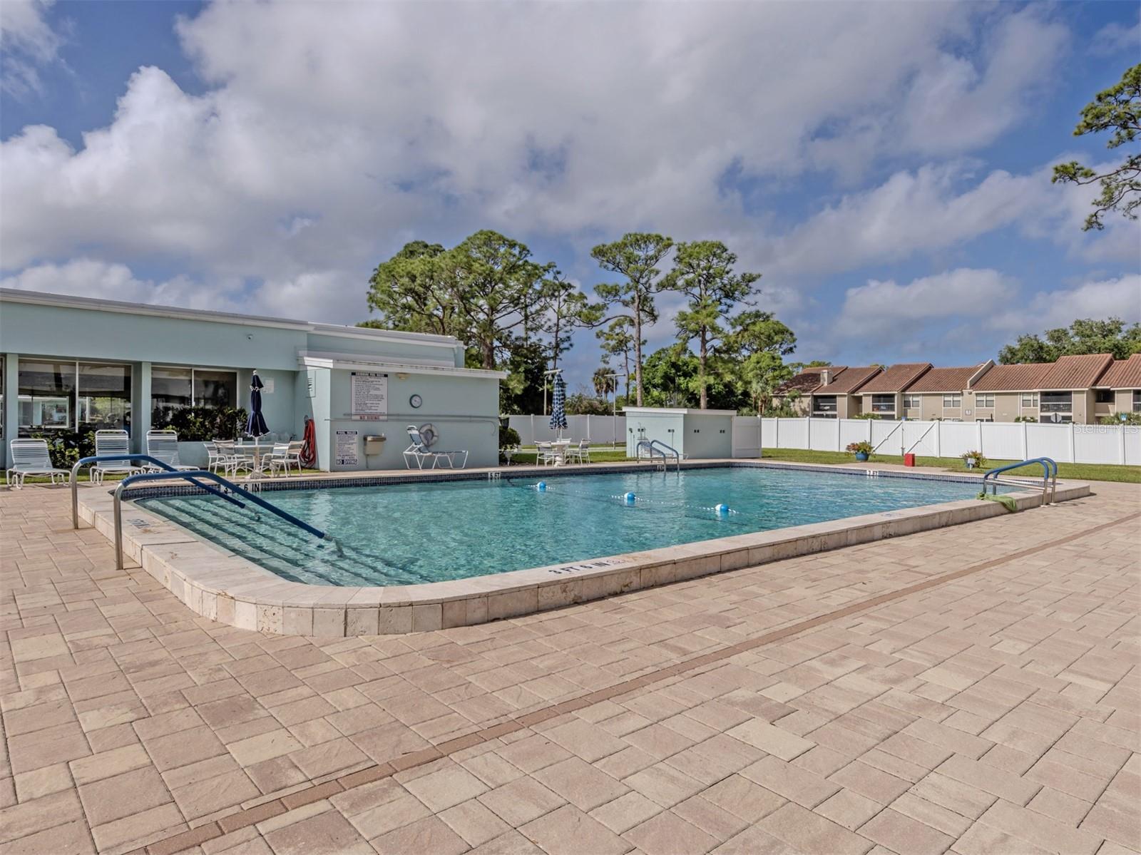 6108 GREEN VIEW DR #143 — photo 34