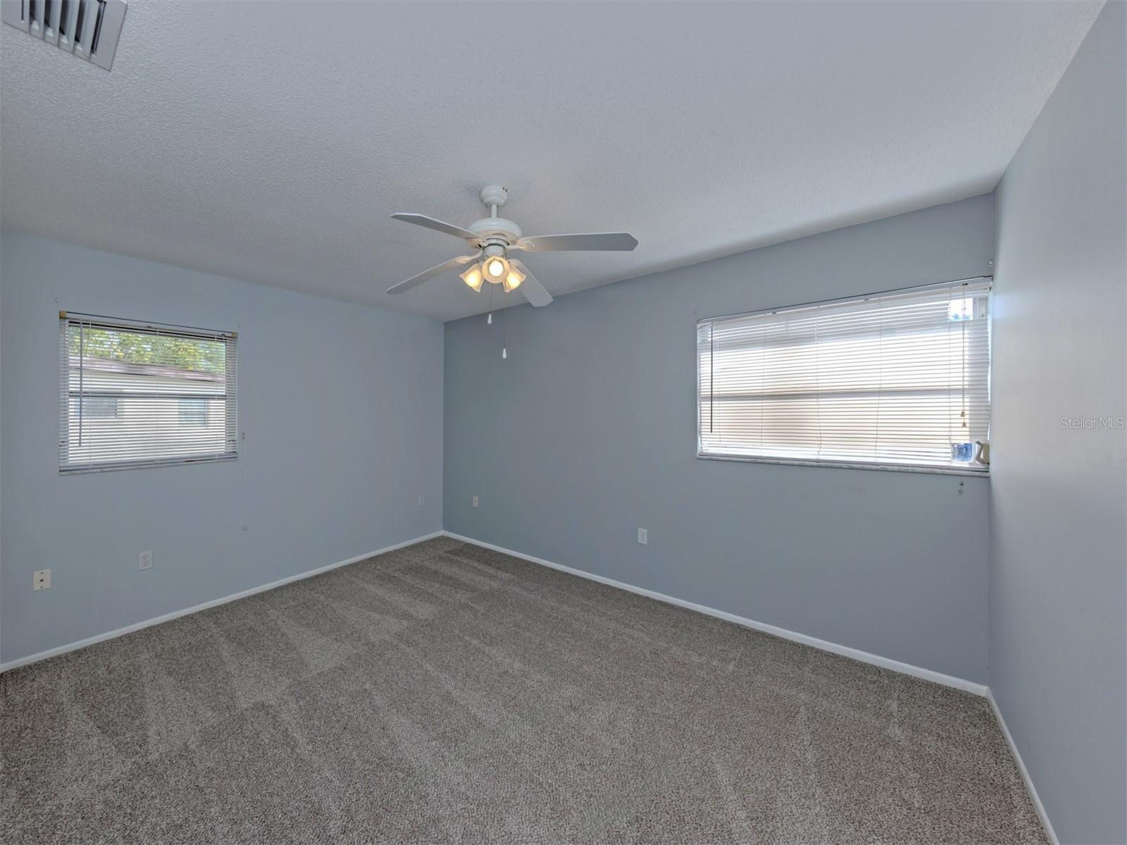 6108 GREEN VIEW DR #143 — photo 25