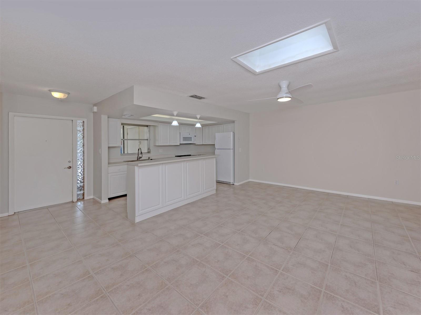 6108 GREEN VIEW DR #143 — photo 12