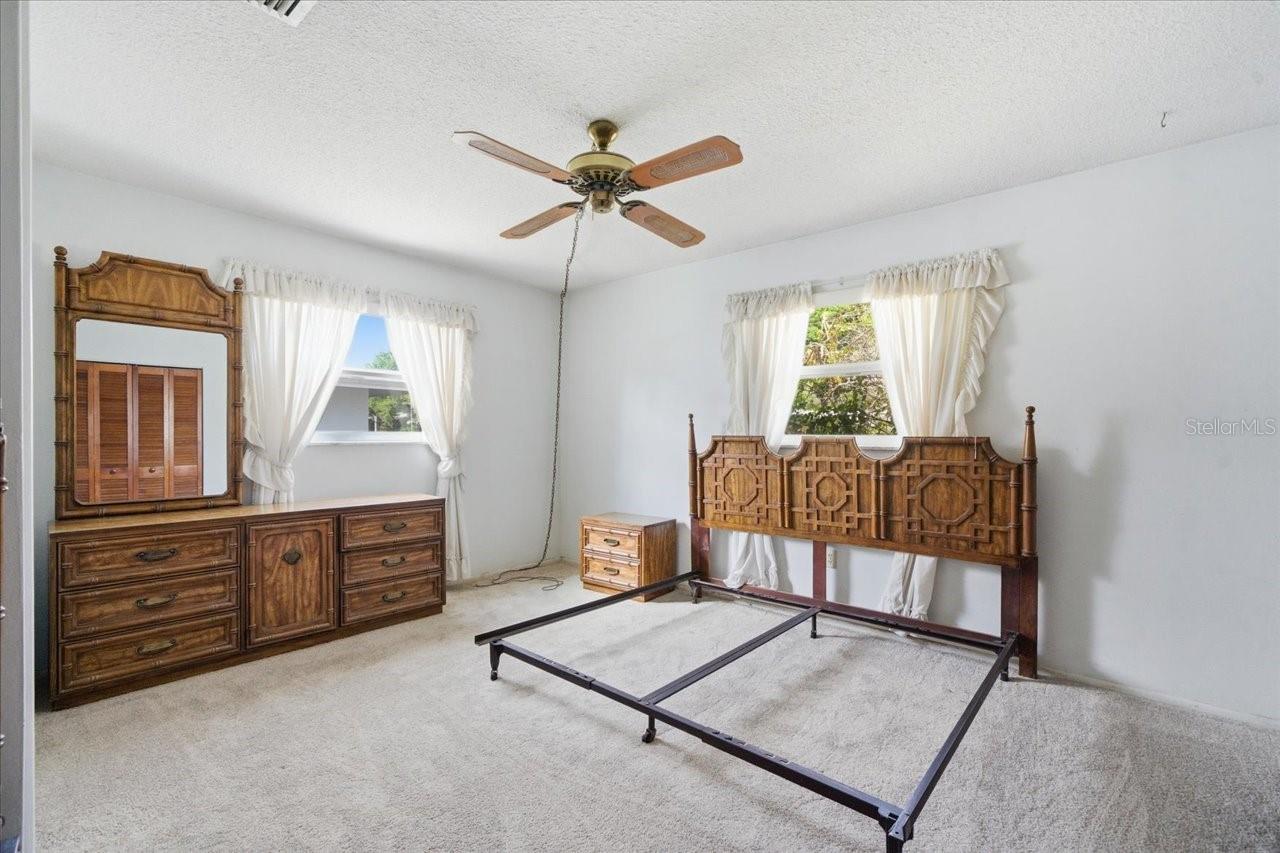 140 PATLIN CIR E — photo 22