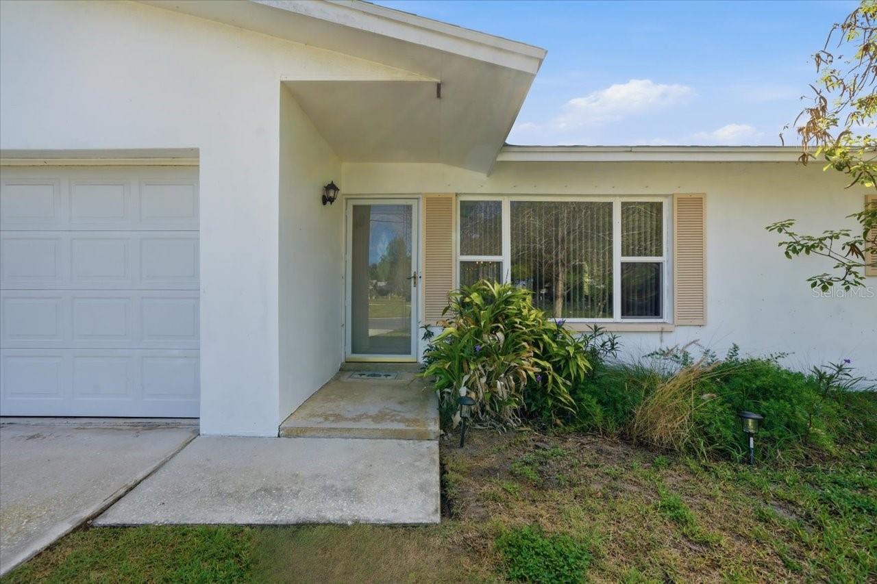 140 PATLIN CIR E — photo 4