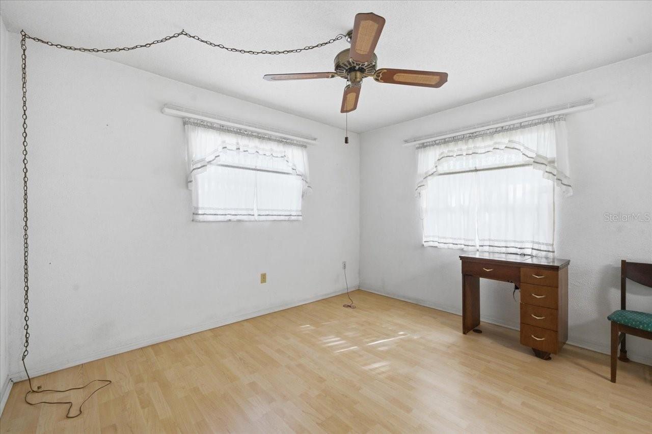 140 PATLIN CIR E — photo 29