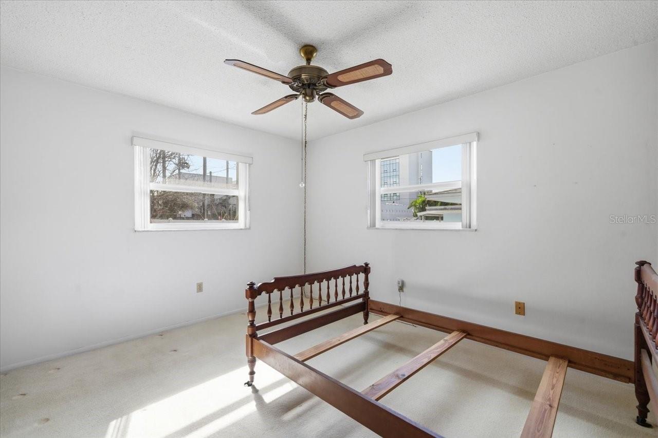 140 PATLIN CIR E — photo 26