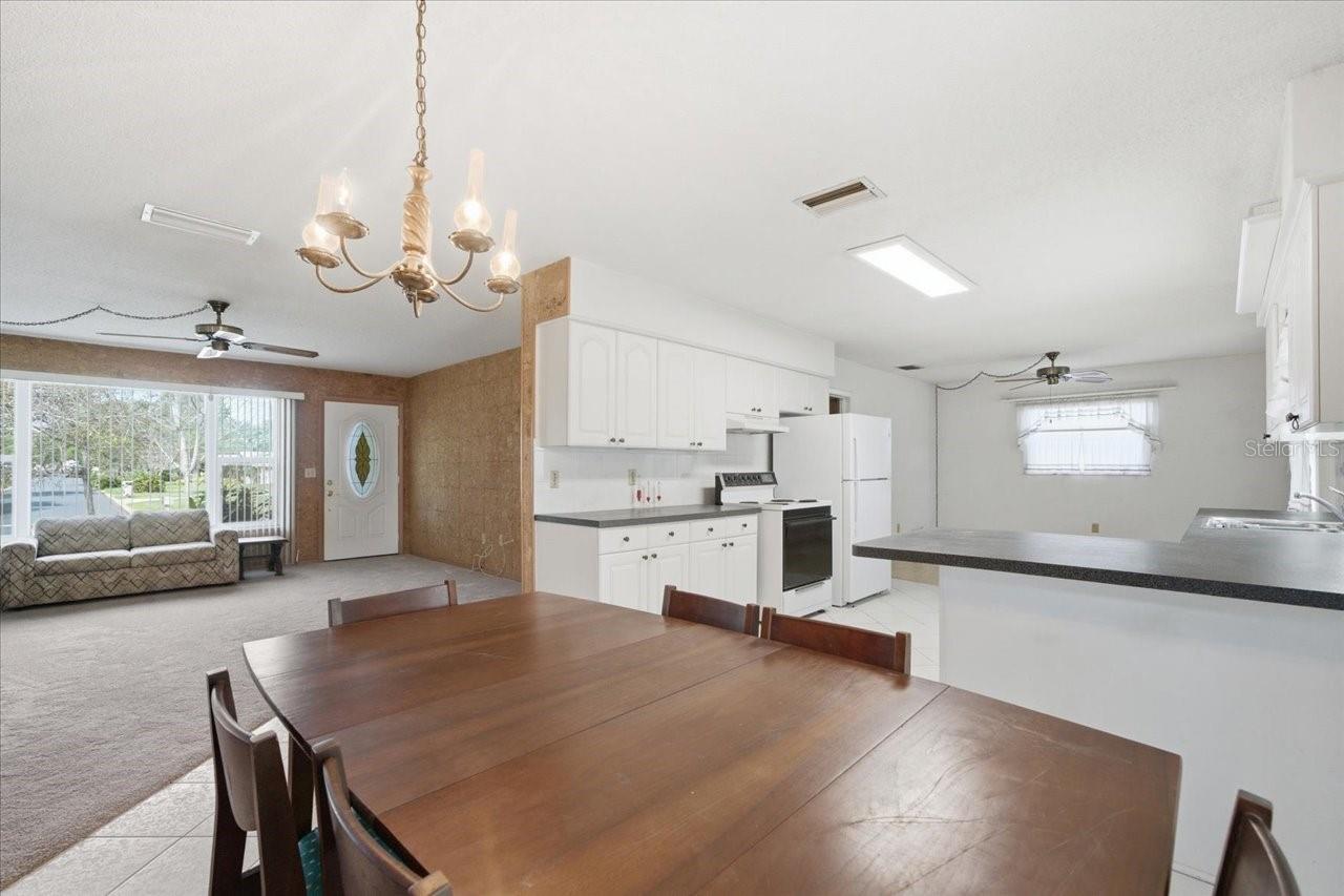 140 PATLIN CIR E — photo 20