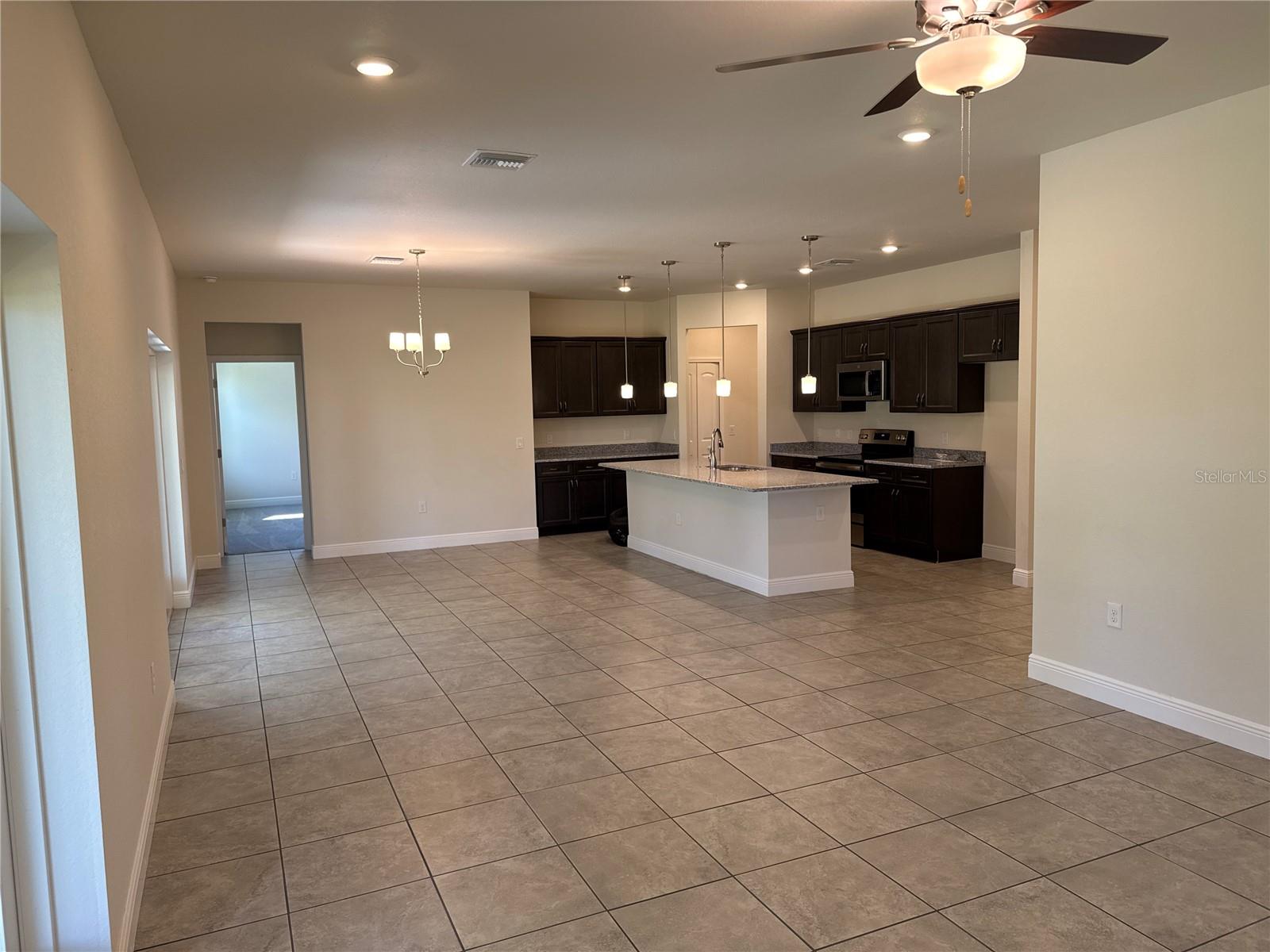 4698 ADDLEY AVE — photo 3