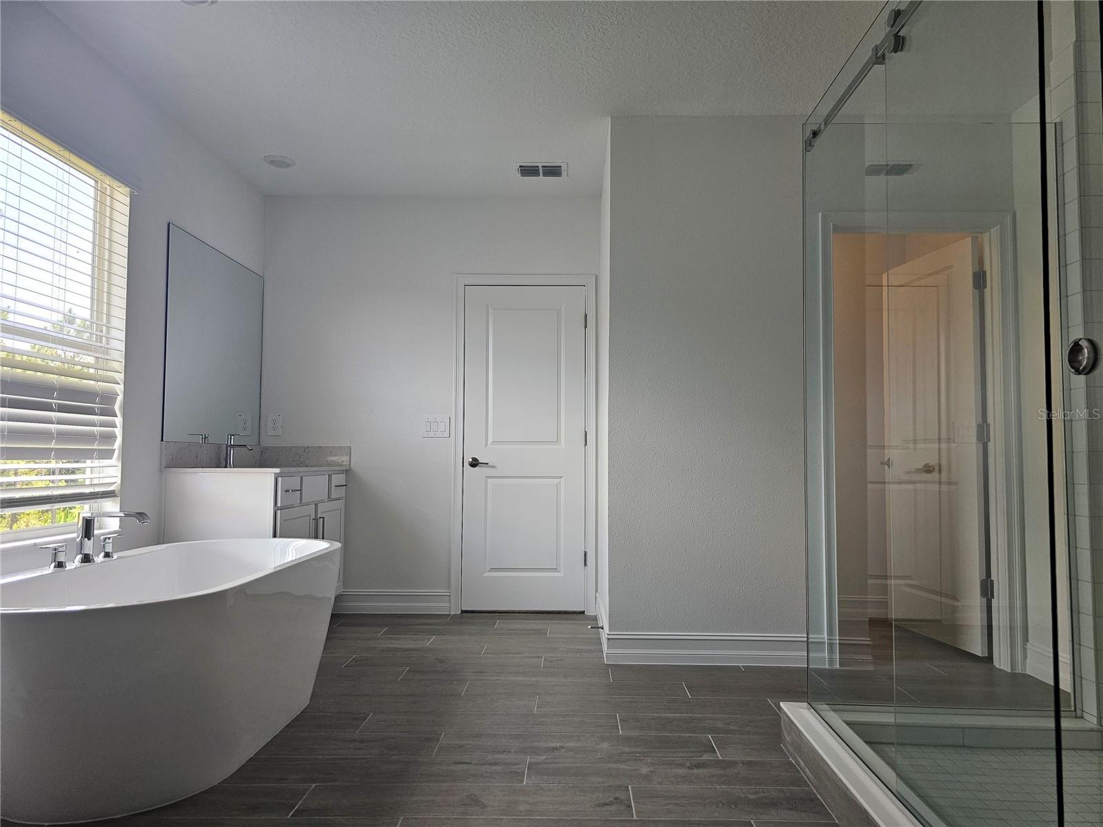 18271 PEARL VIEW PL — photo 36